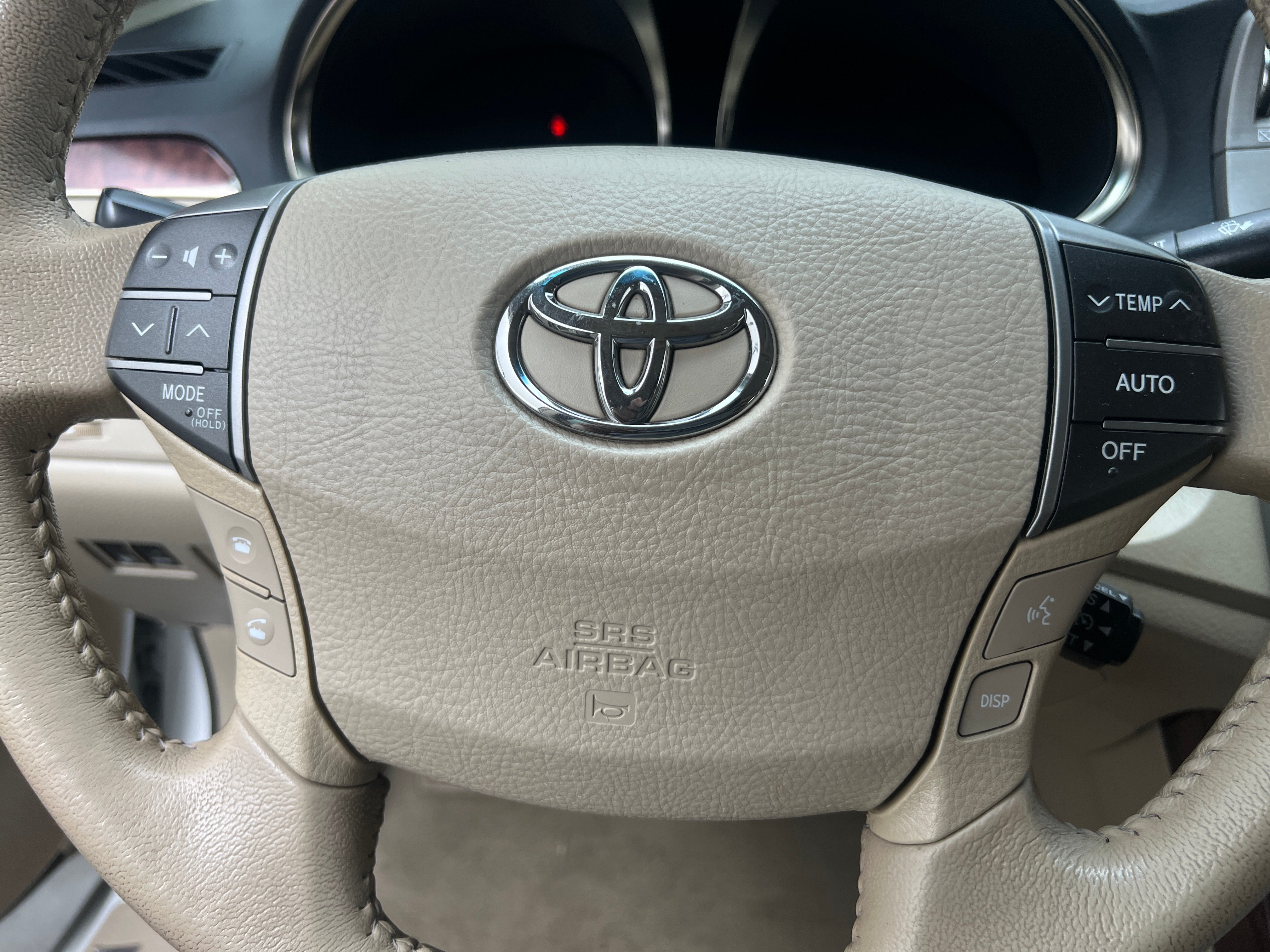 2012 Toyota Avalon Base 4