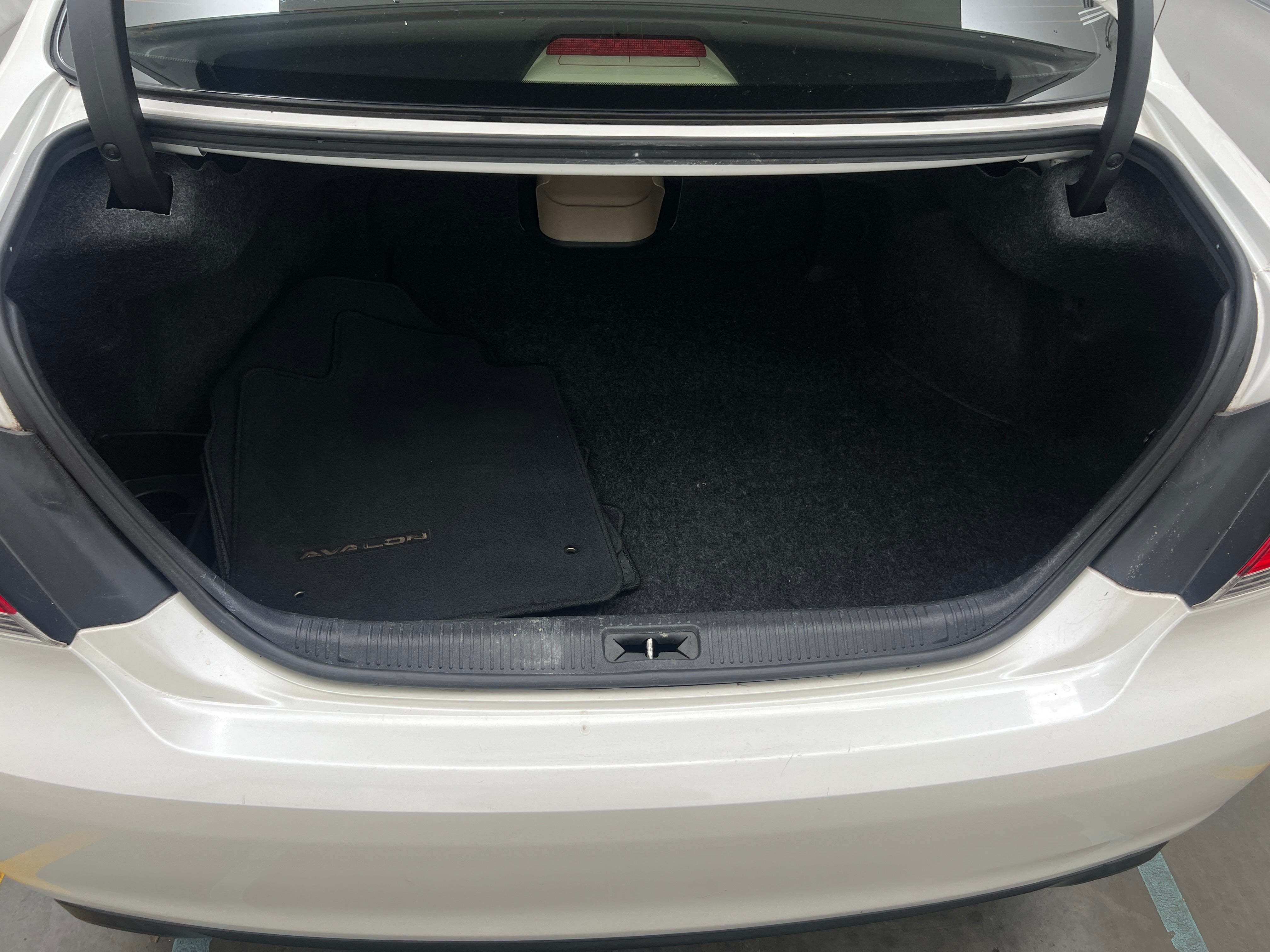 2012 Toyota Avalon Base 6