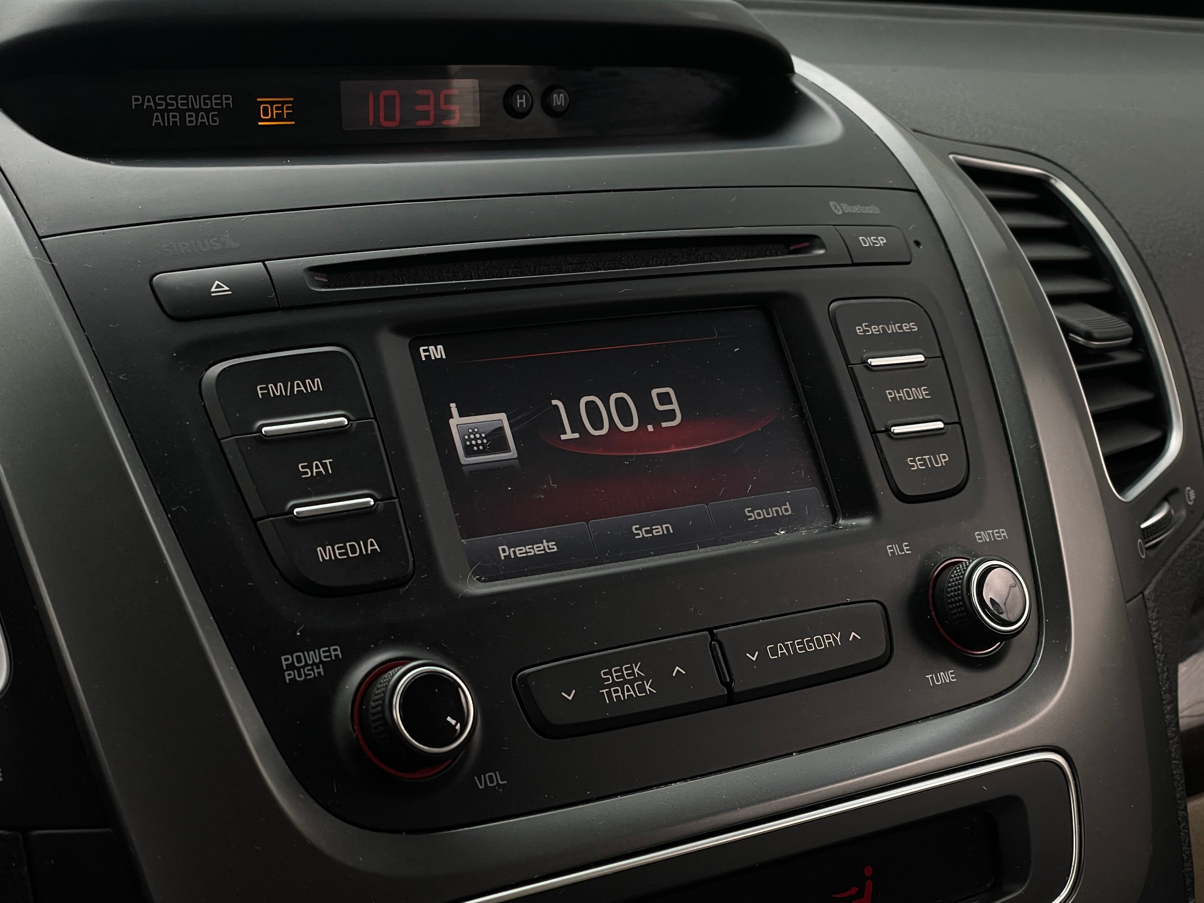 2014 Kia Sorento LX 4