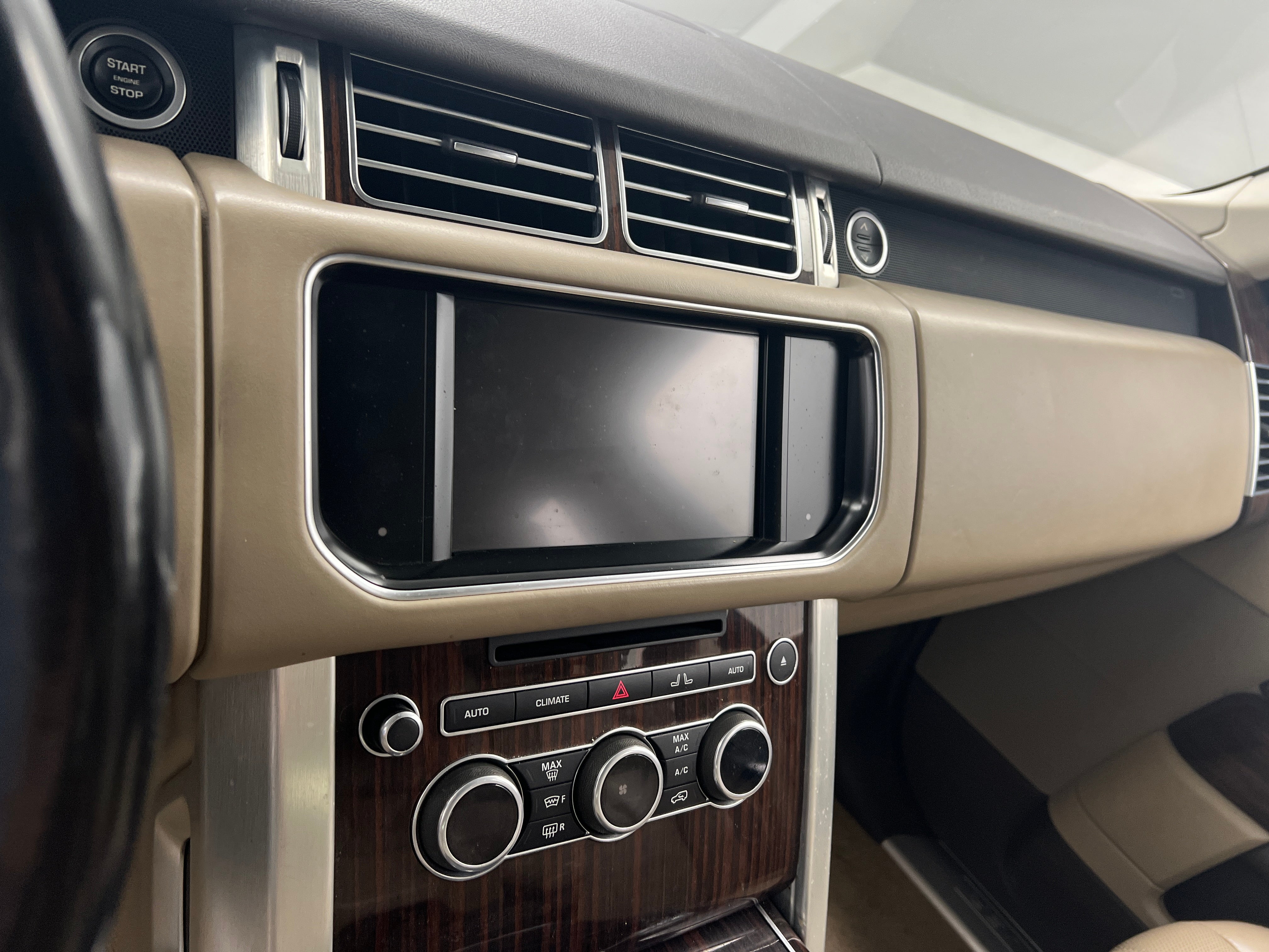2016 Land Rover Range Rover HSE 3