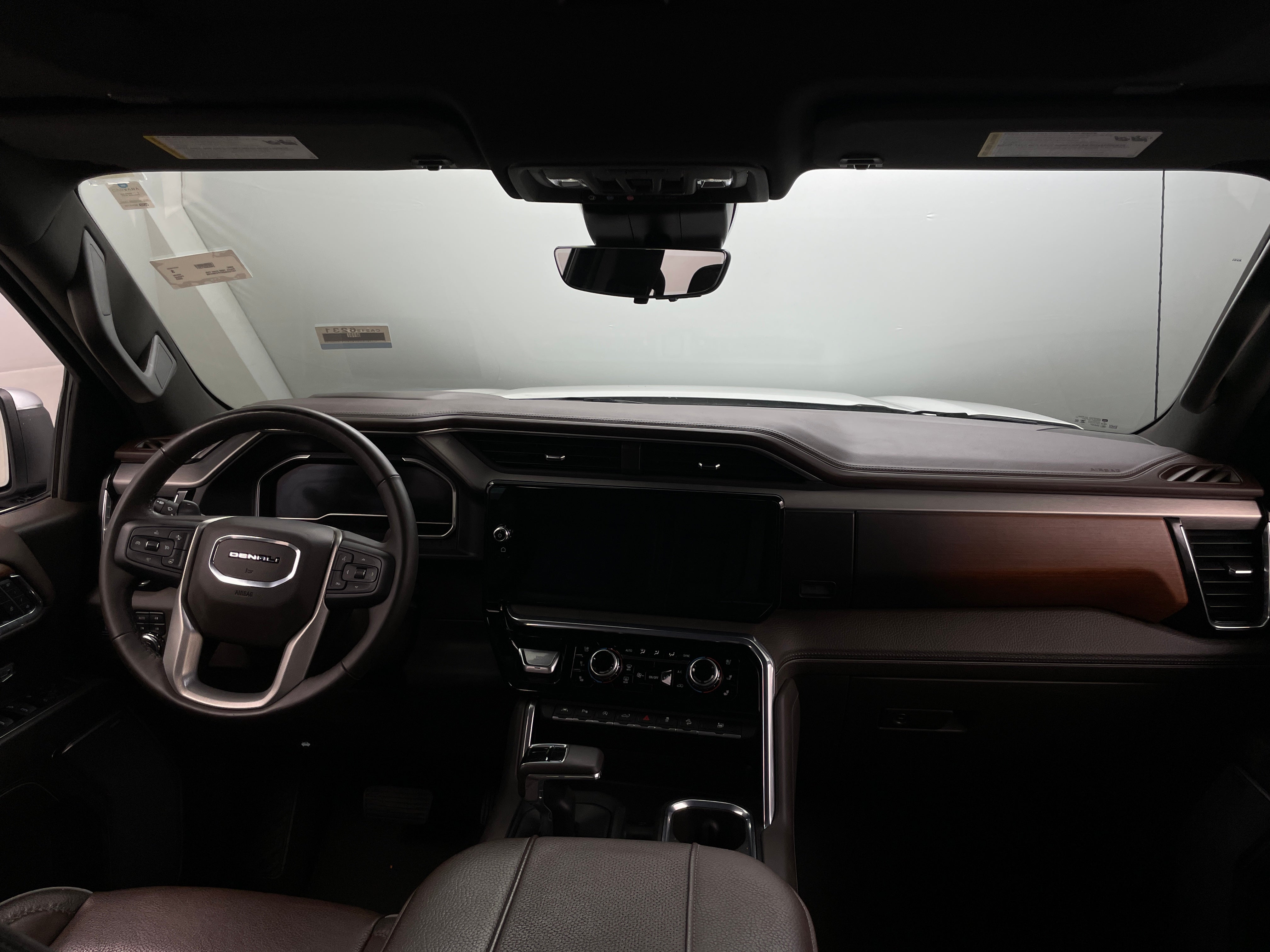 2023 GMC Sierra 1500 Denali 2