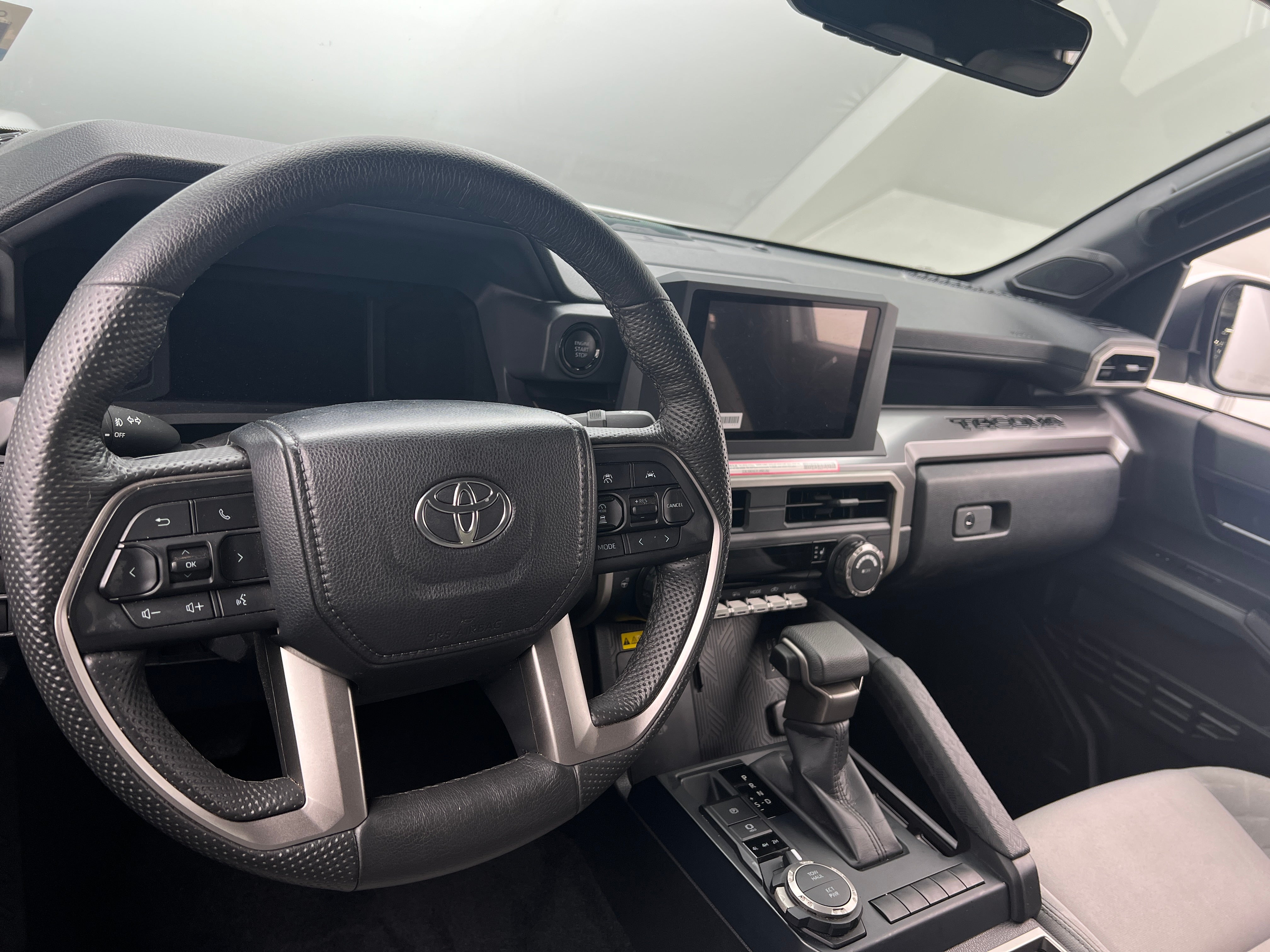 2024 Toyota Tacoma SR5 3