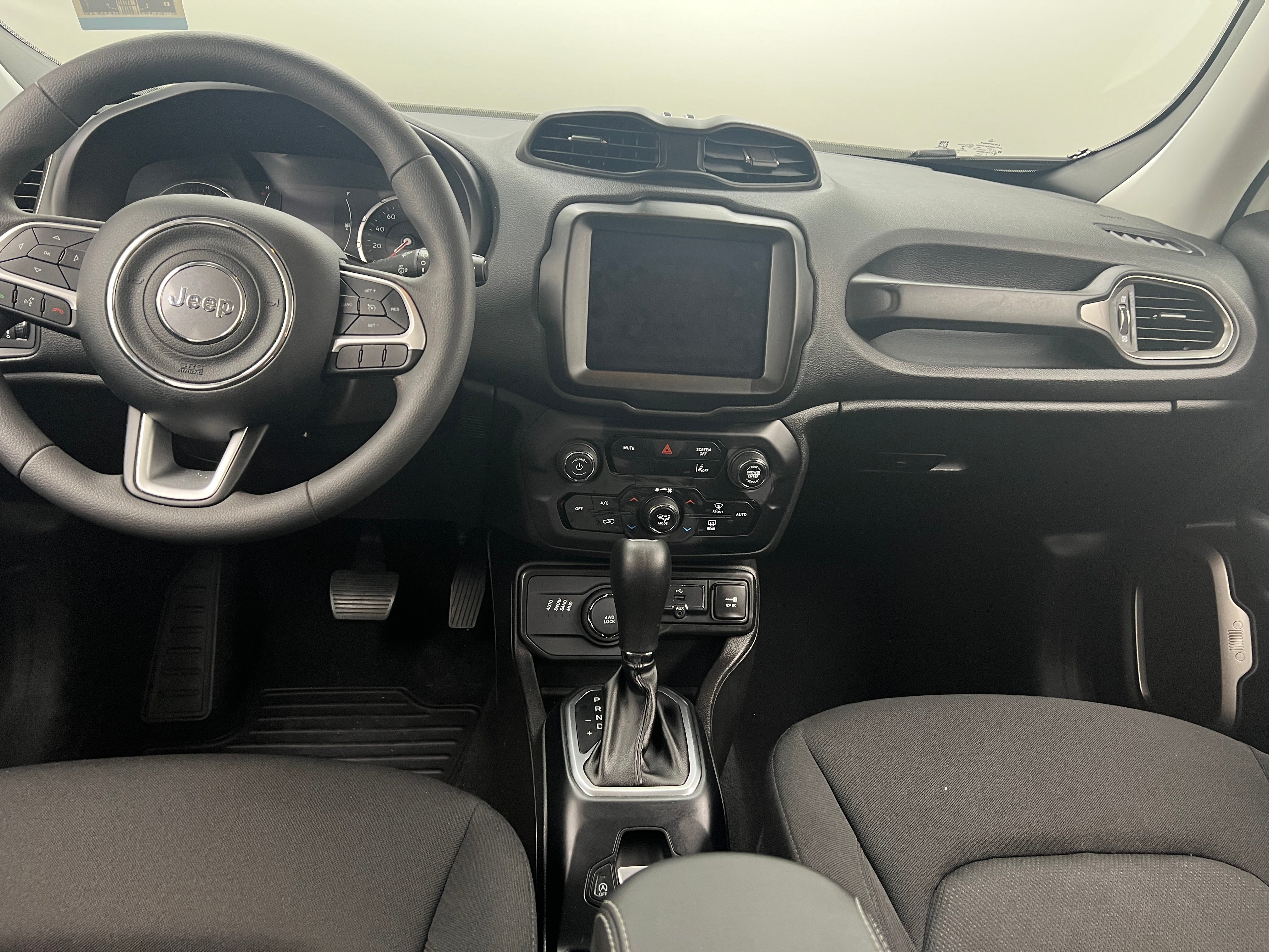 2023 Jeep Renegade Latitude 3