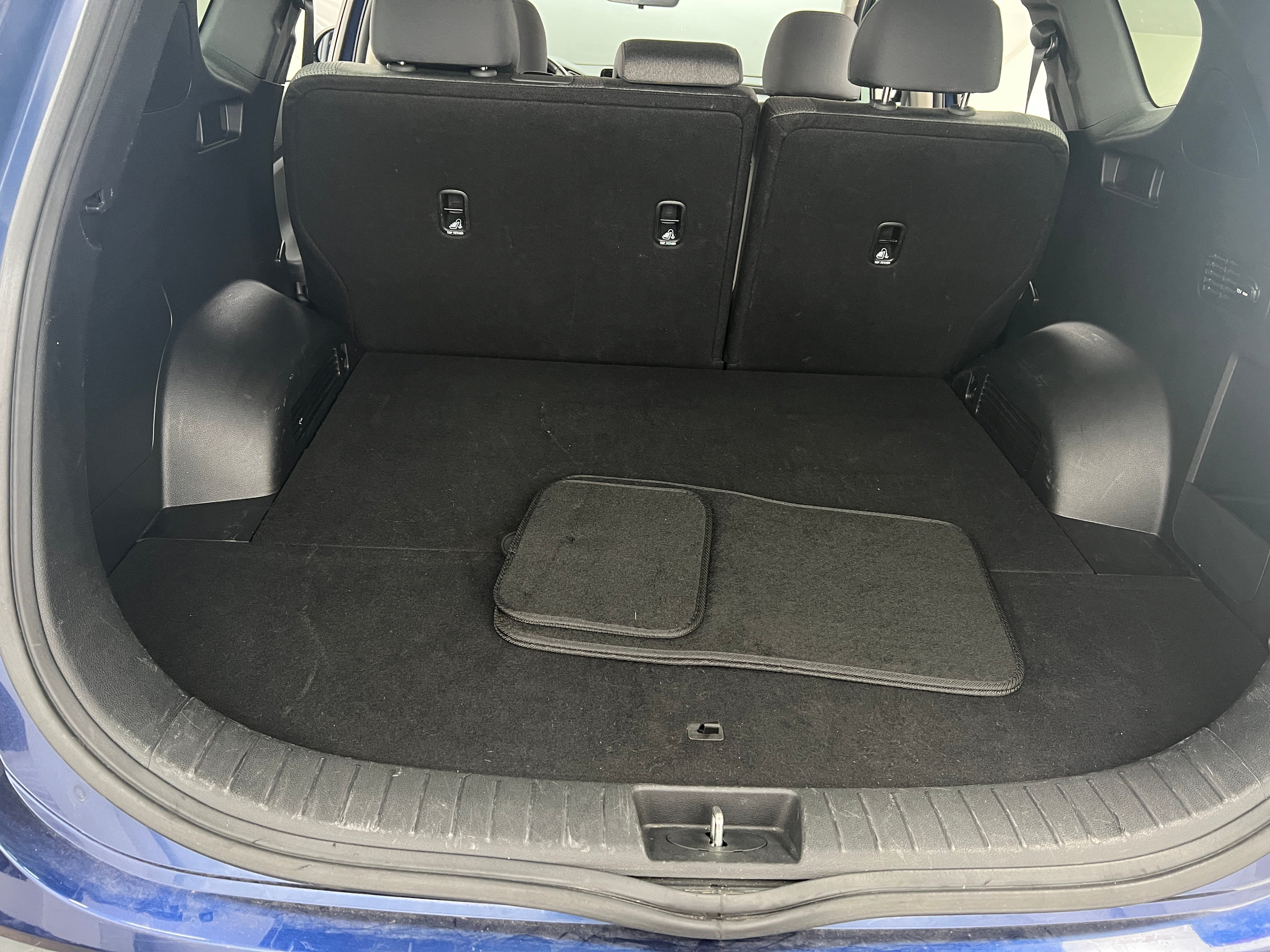 2023 Hyundai Santa Fe SEL 7