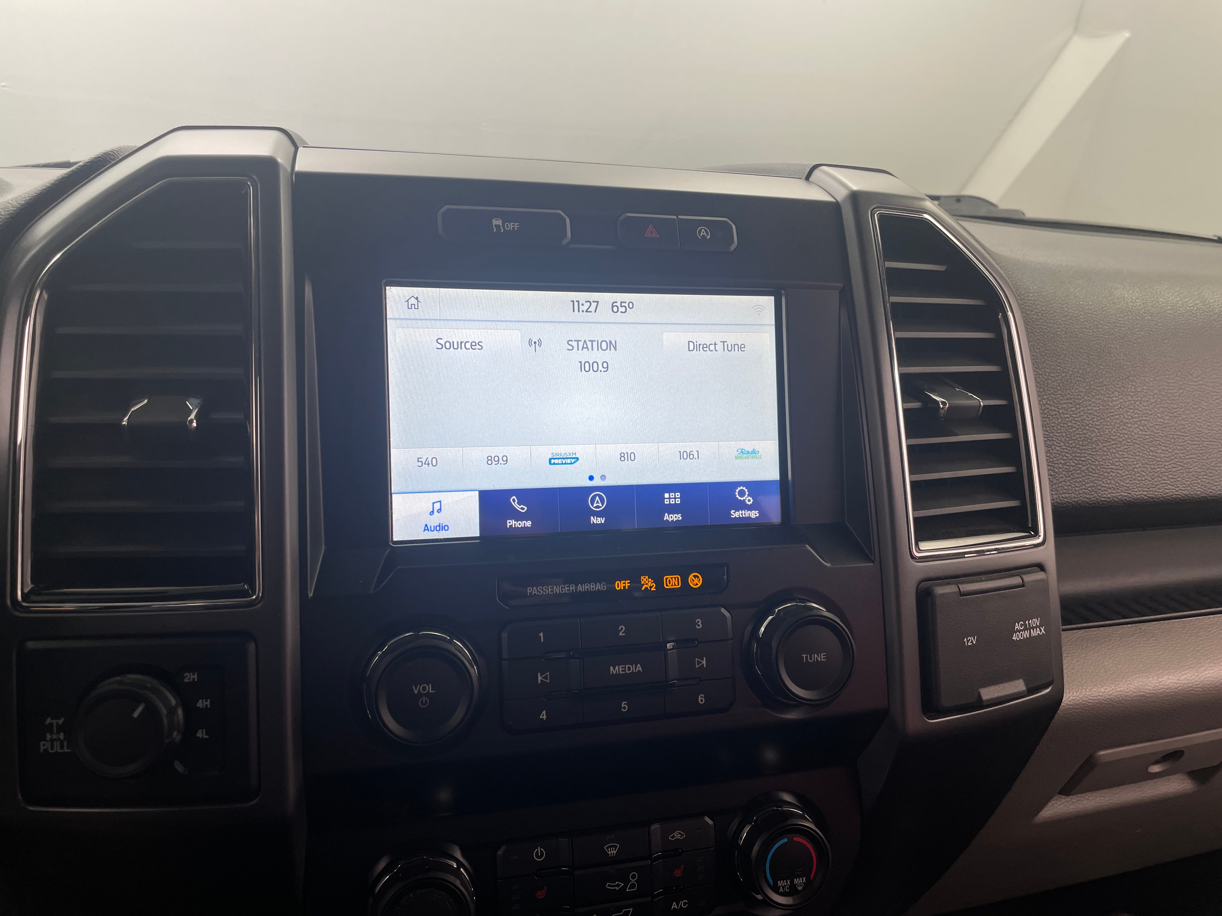2020 Ford Econoline E-150 4