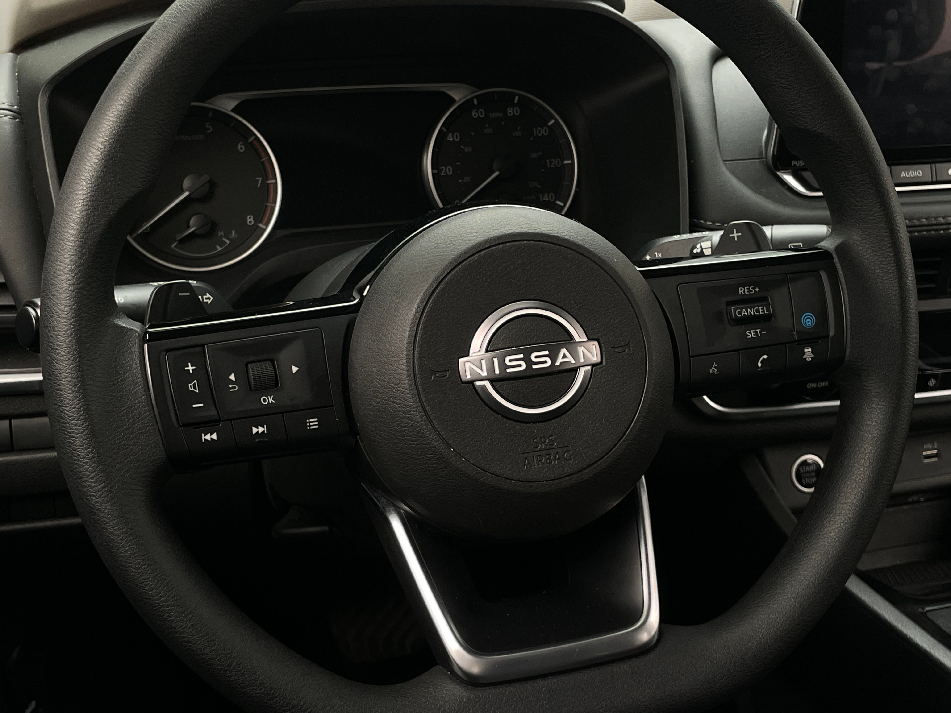2023 Nissan Rogue SV 5