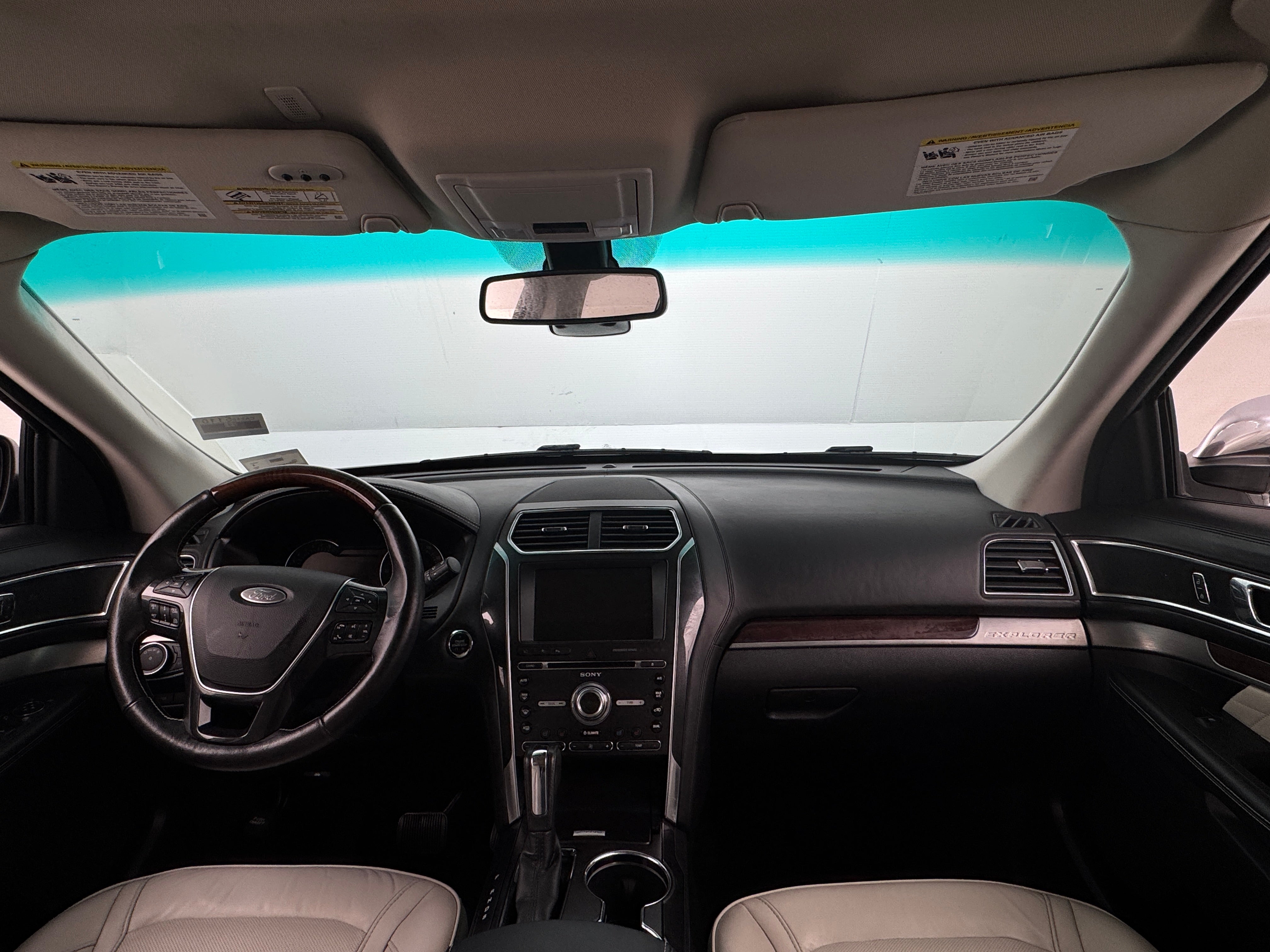 2017 Ford Explorer Platinum 2