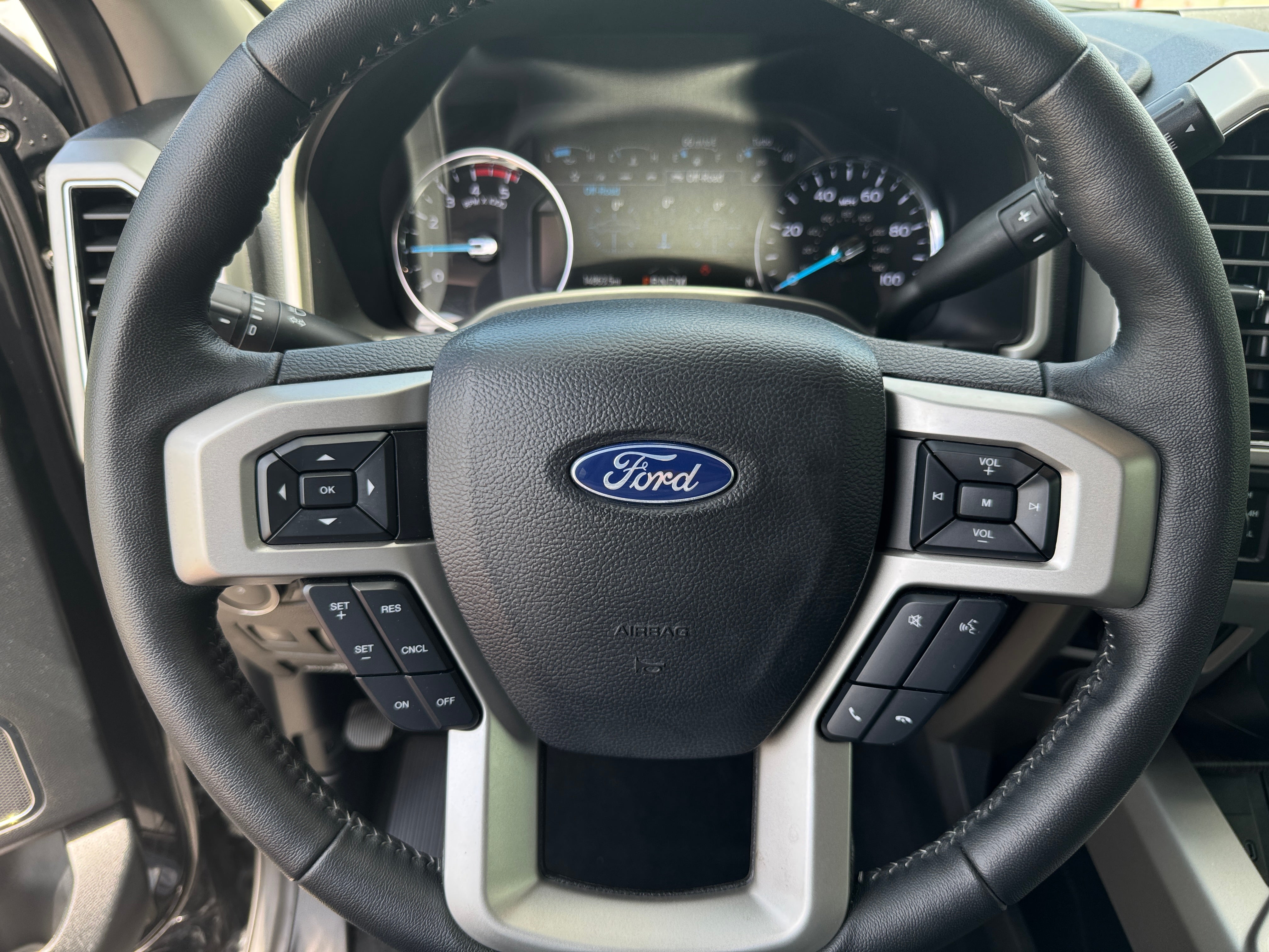 2020 Ford Econoline E-350 4