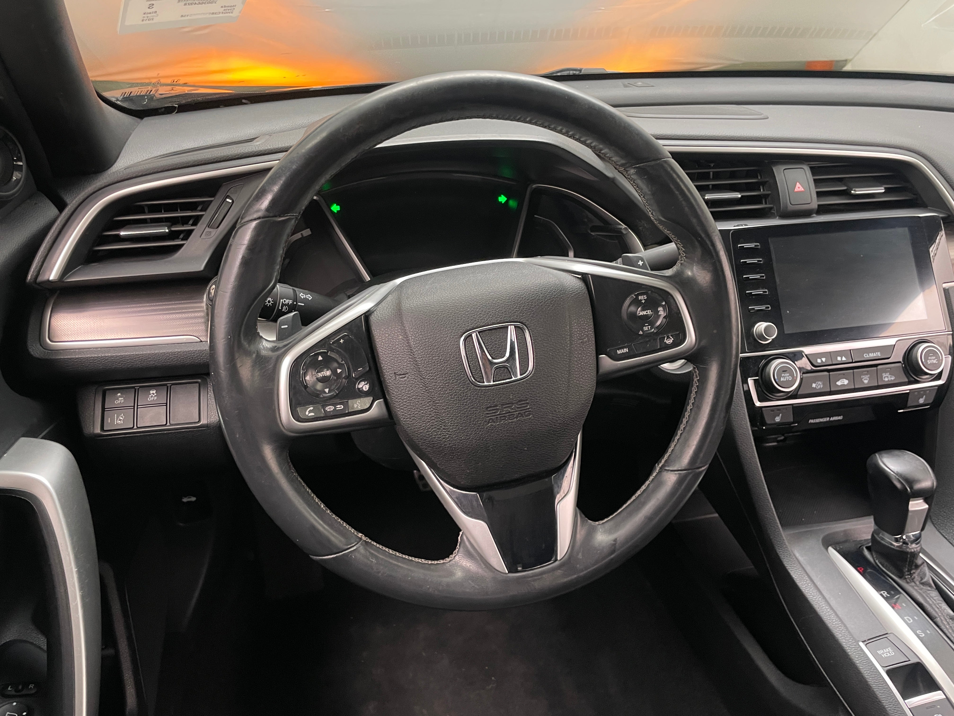 2019 Honda Civic Touring 3