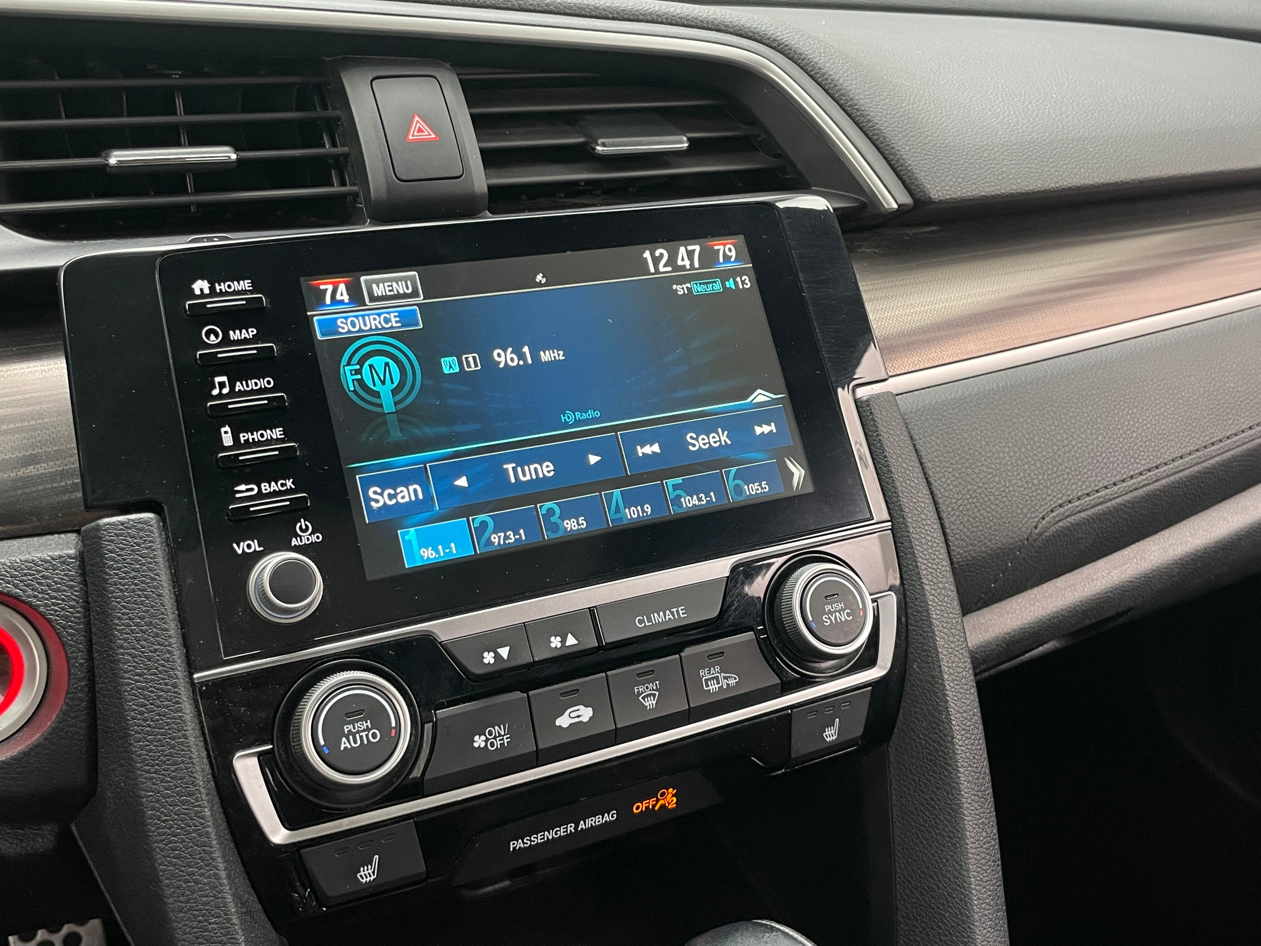 2019 Honda Civic Touring 2