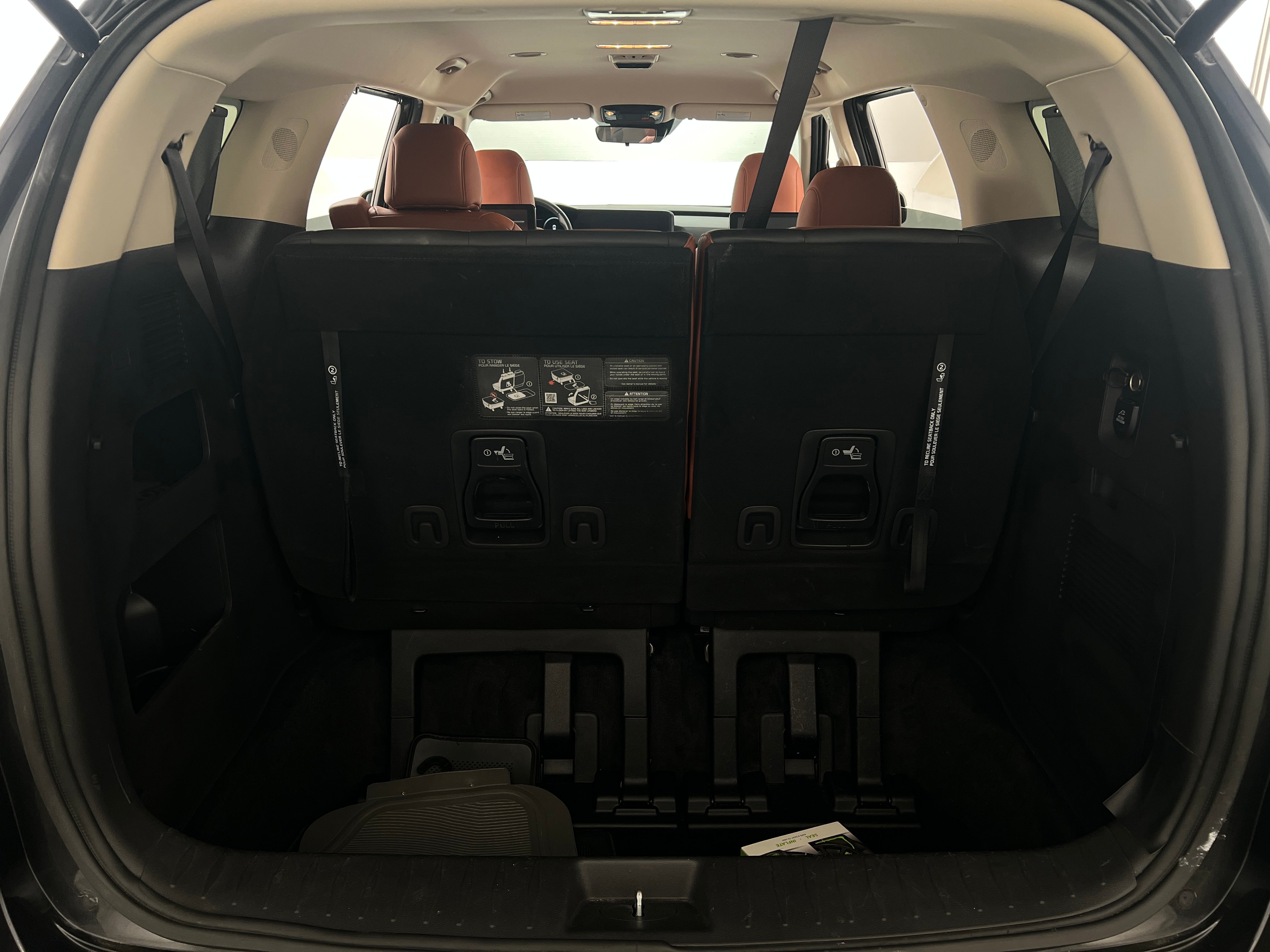 2024 Kia Carnival SX 6