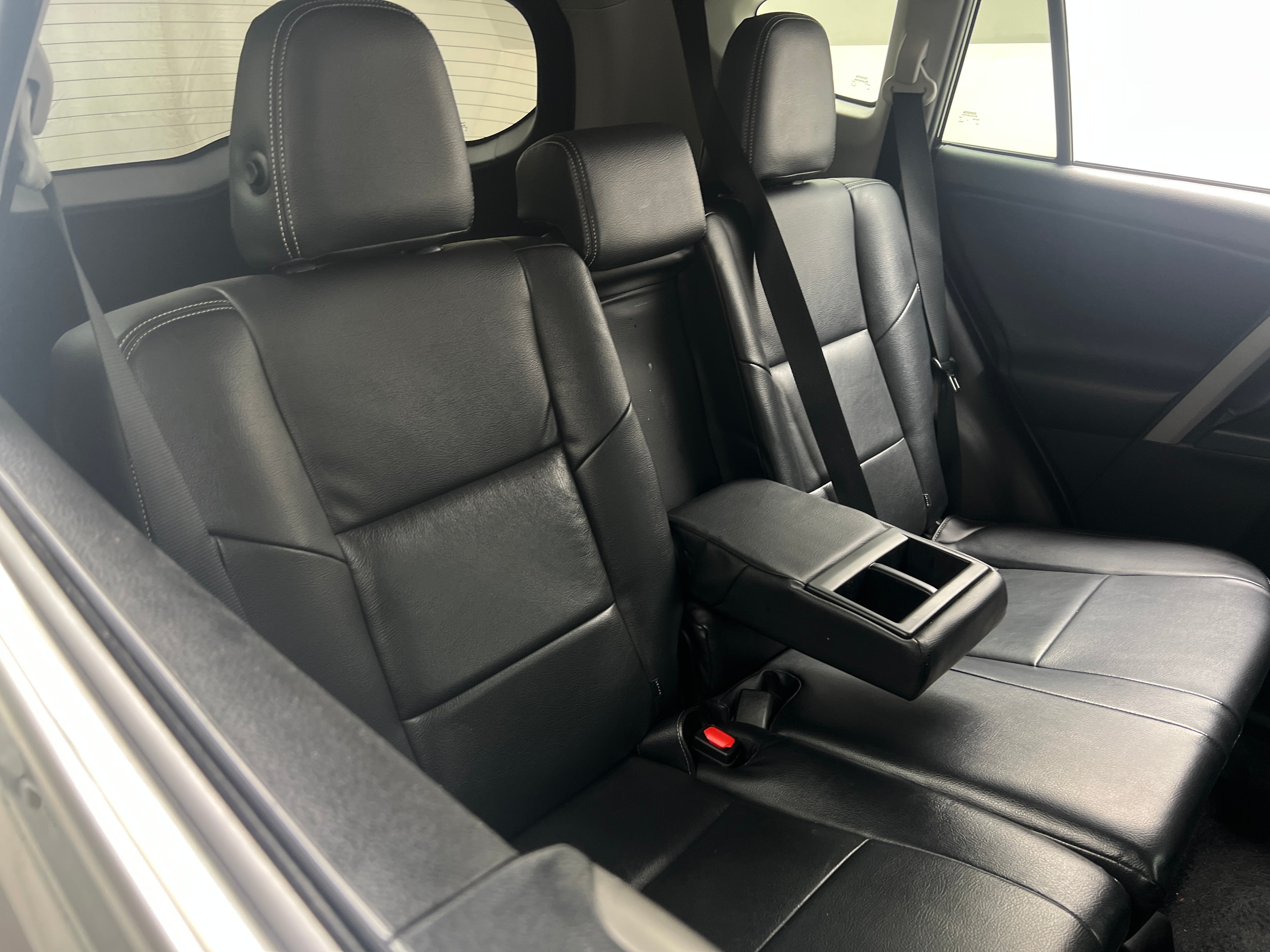 2018 Toyota RAV4 XLE 6