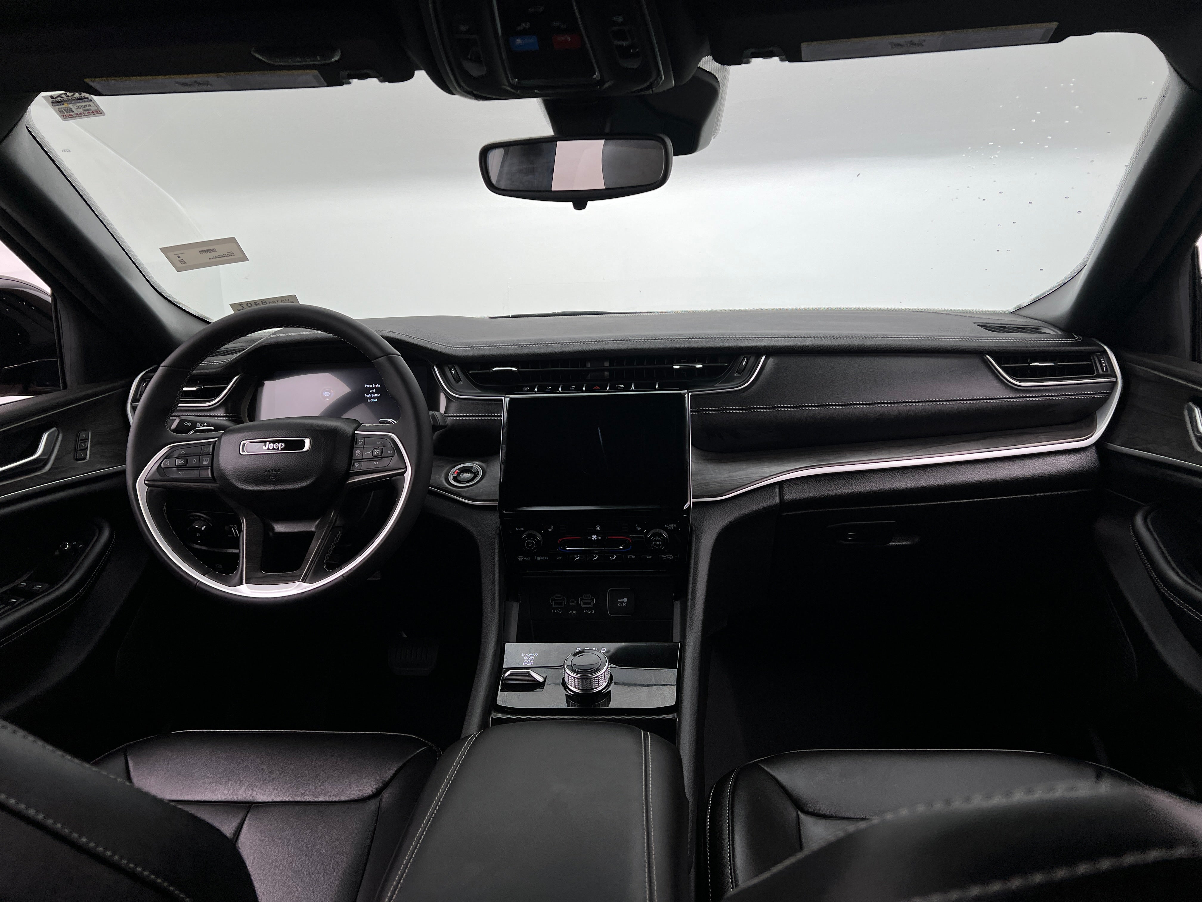 2024 Jeep Grand Cherokee L Limited Edition 2