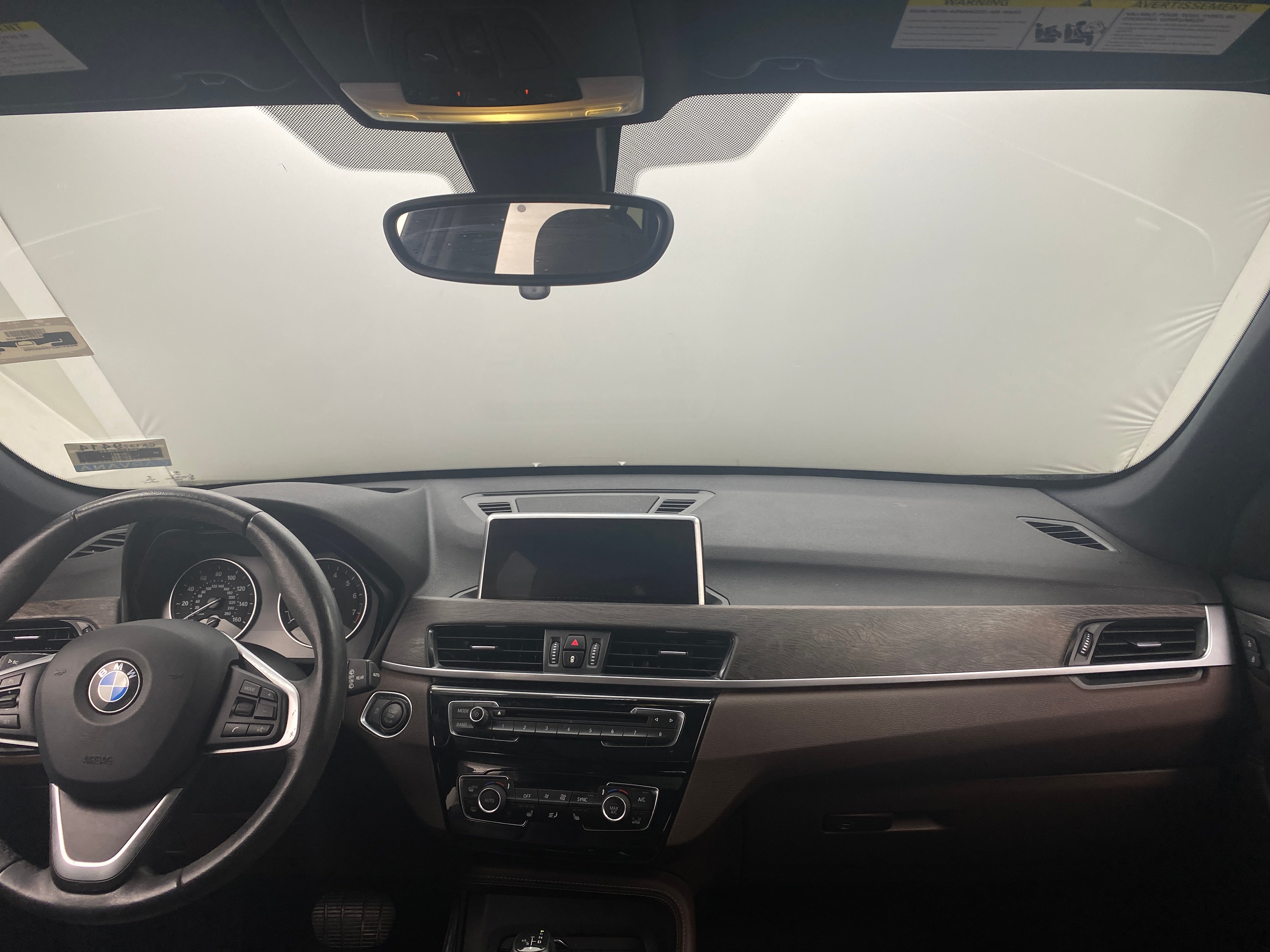 2017 BMW X1 xDrive28i 3