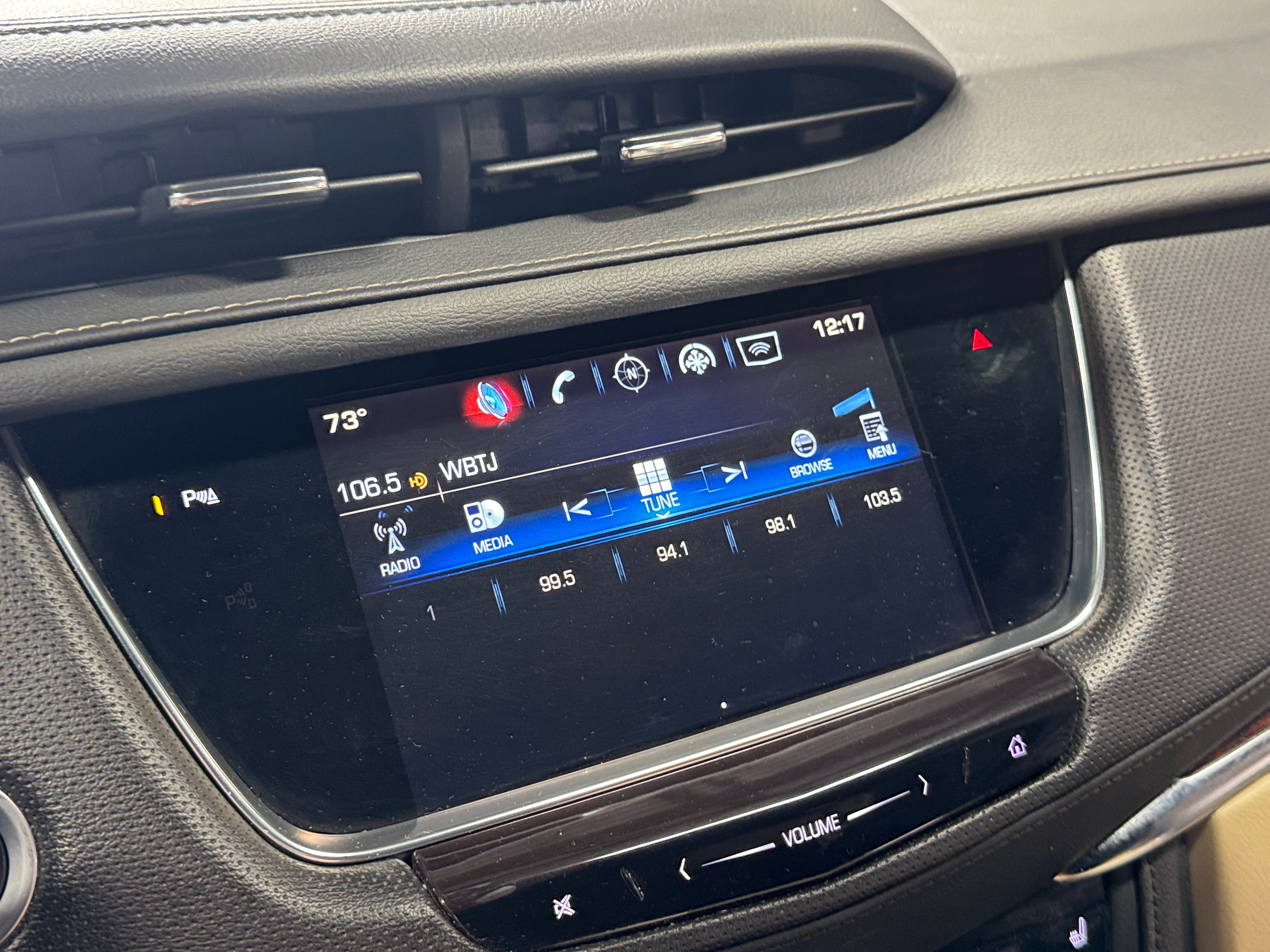 2017 Cadillac XT5 Luxury 3