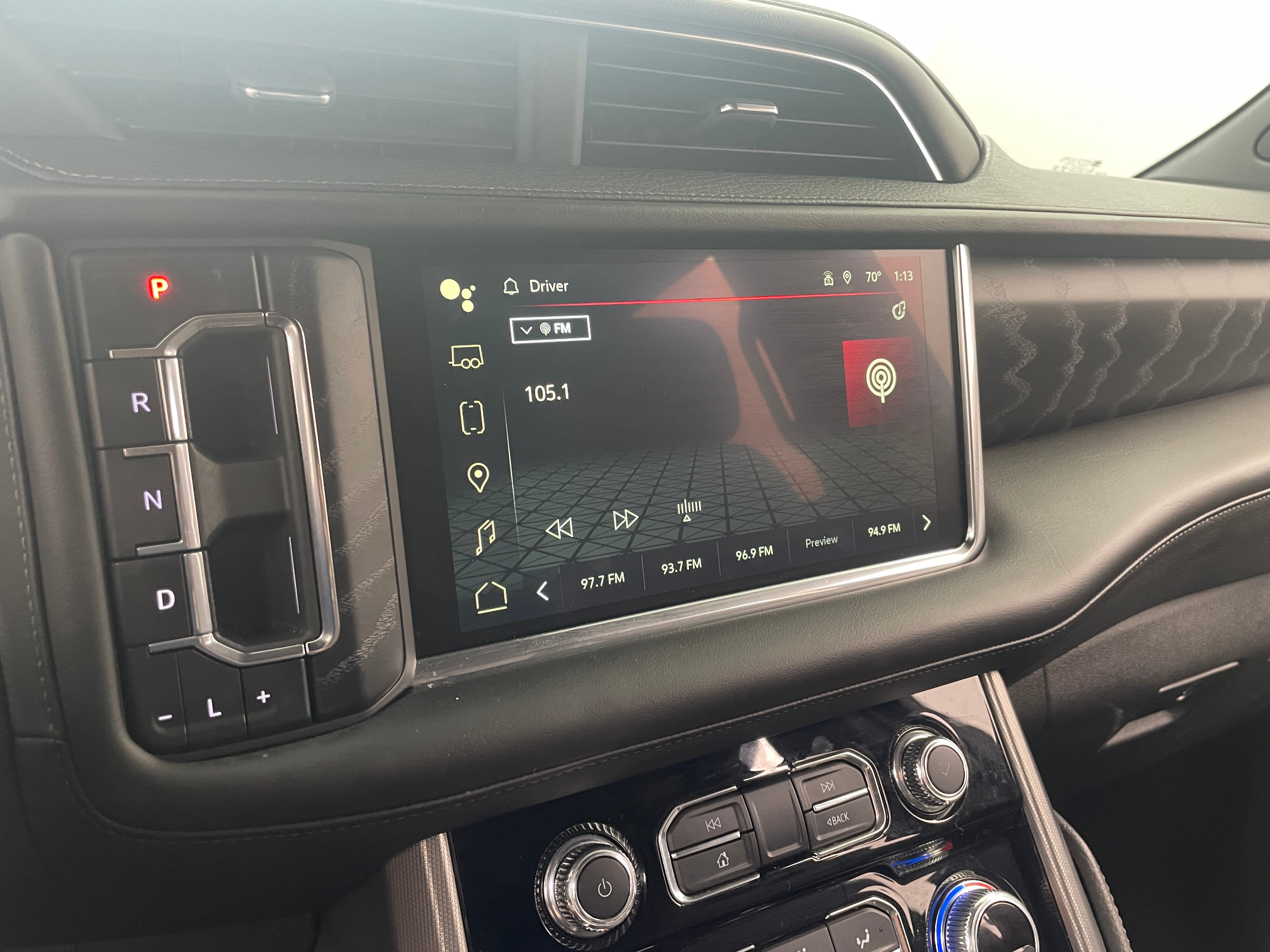 2023 GMC Yukon Denali 3