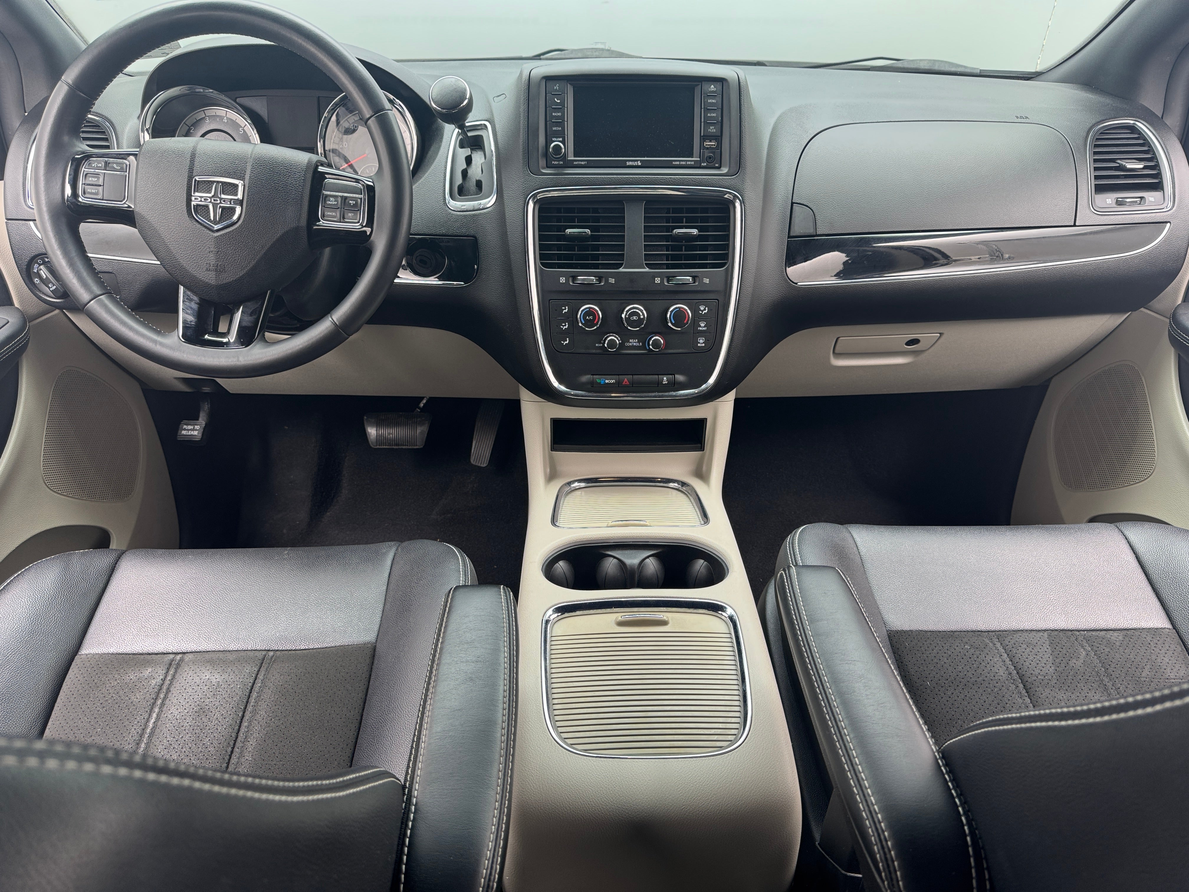 2019 Dodge Grand Caravan SXT 3