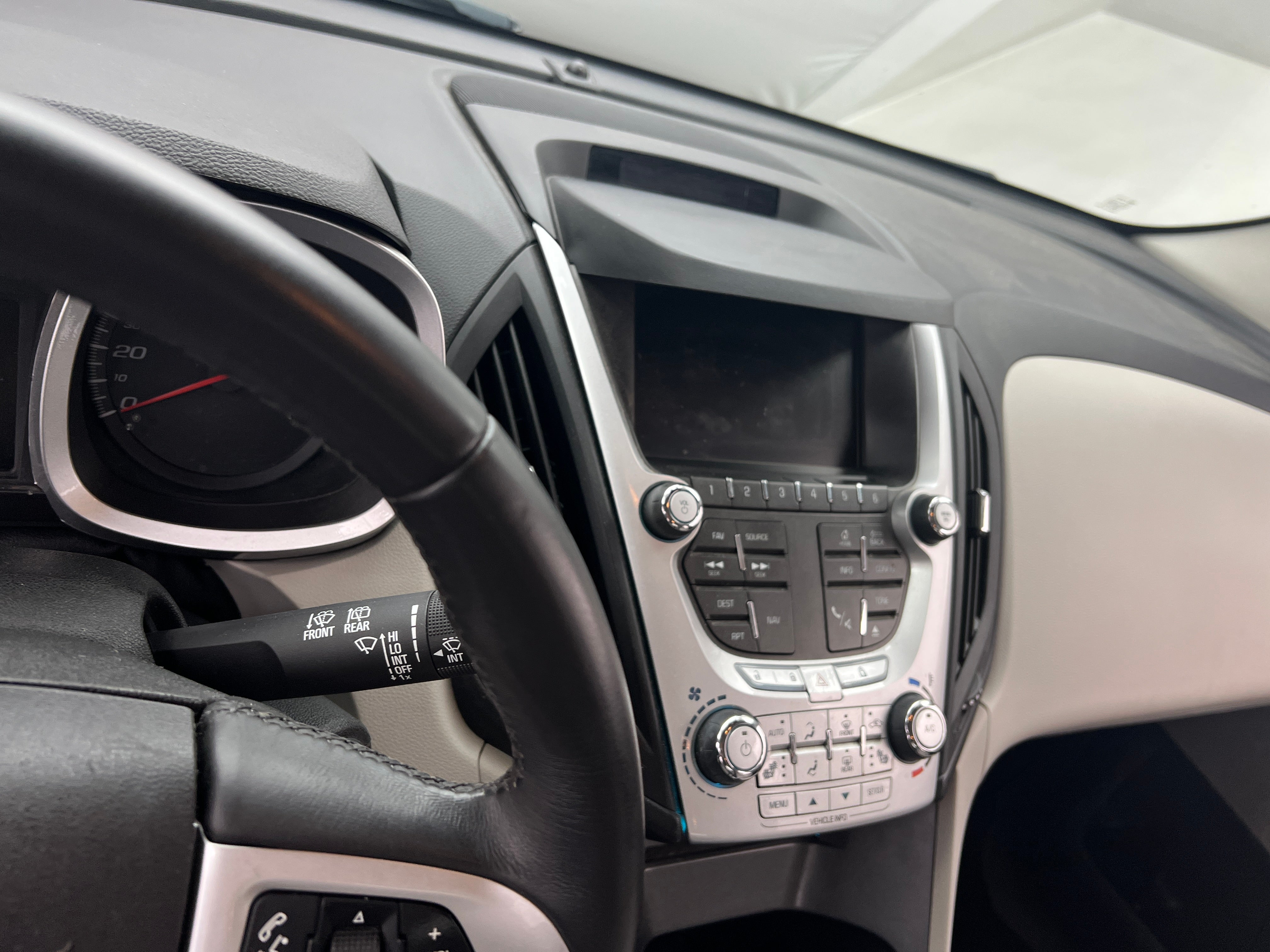 2015 Chevrolet Equinox LTZ 3