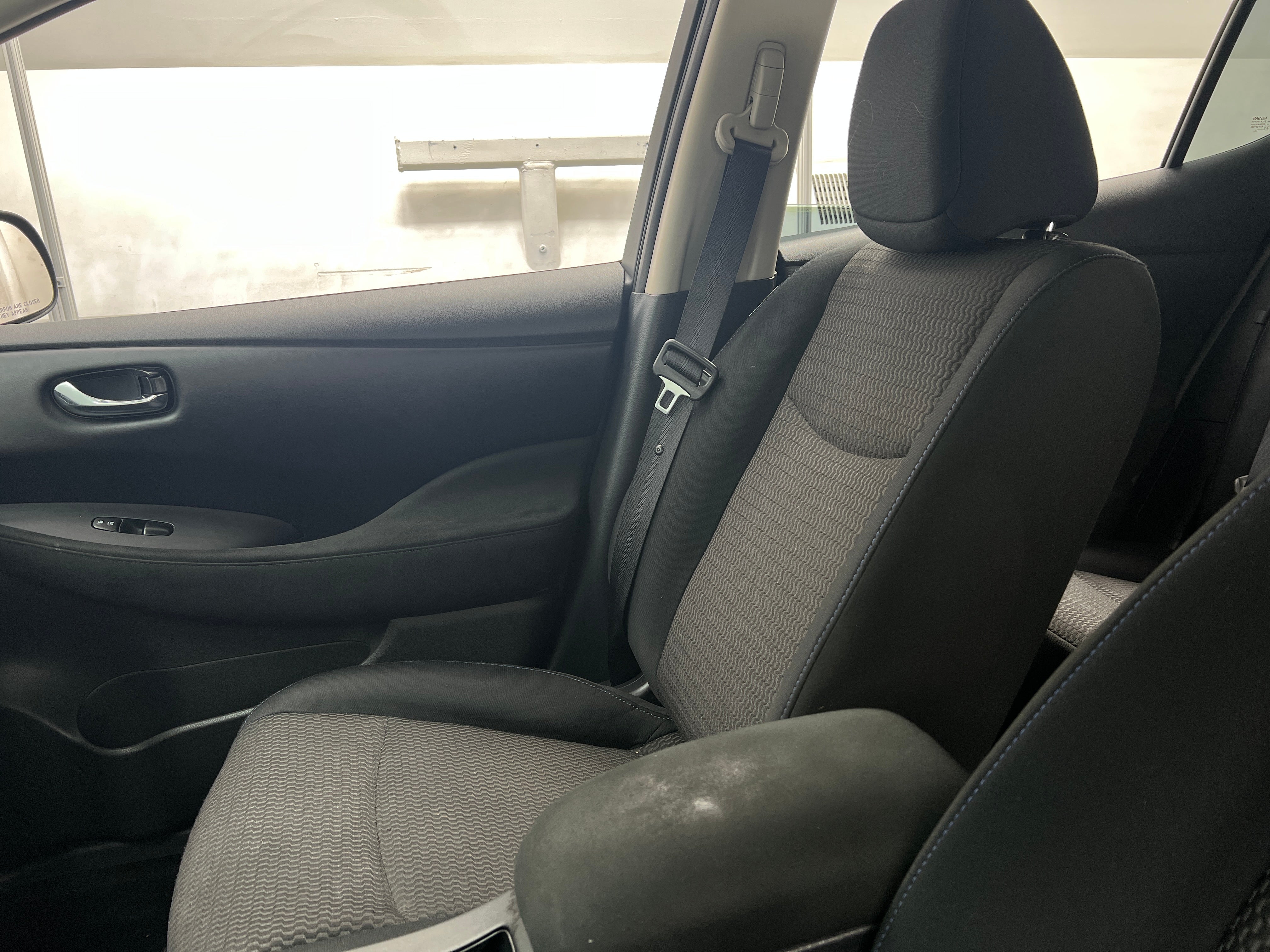 2016 Nissan Leaf S 2