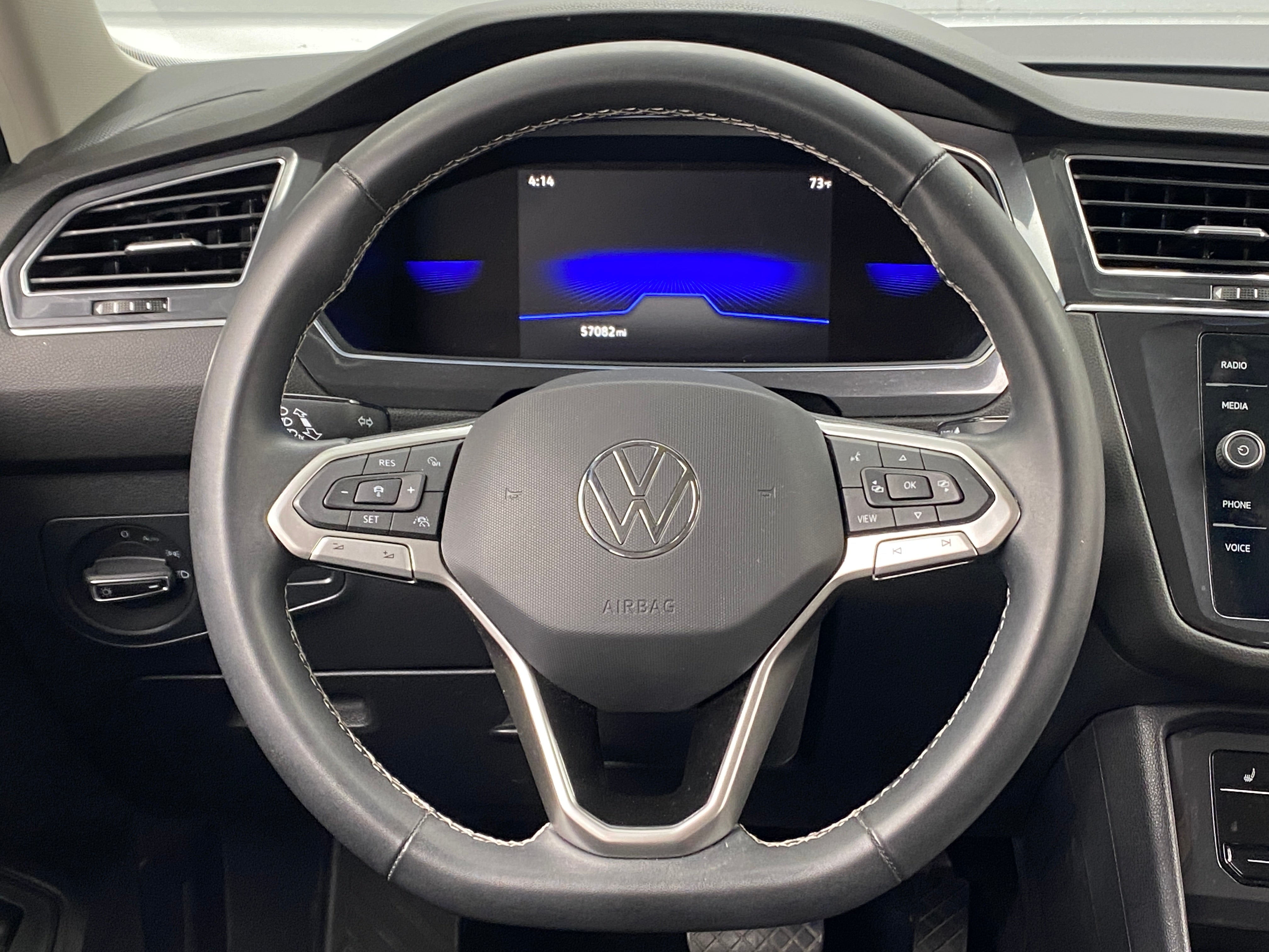2022 Volkswagen Tiguan SE 4