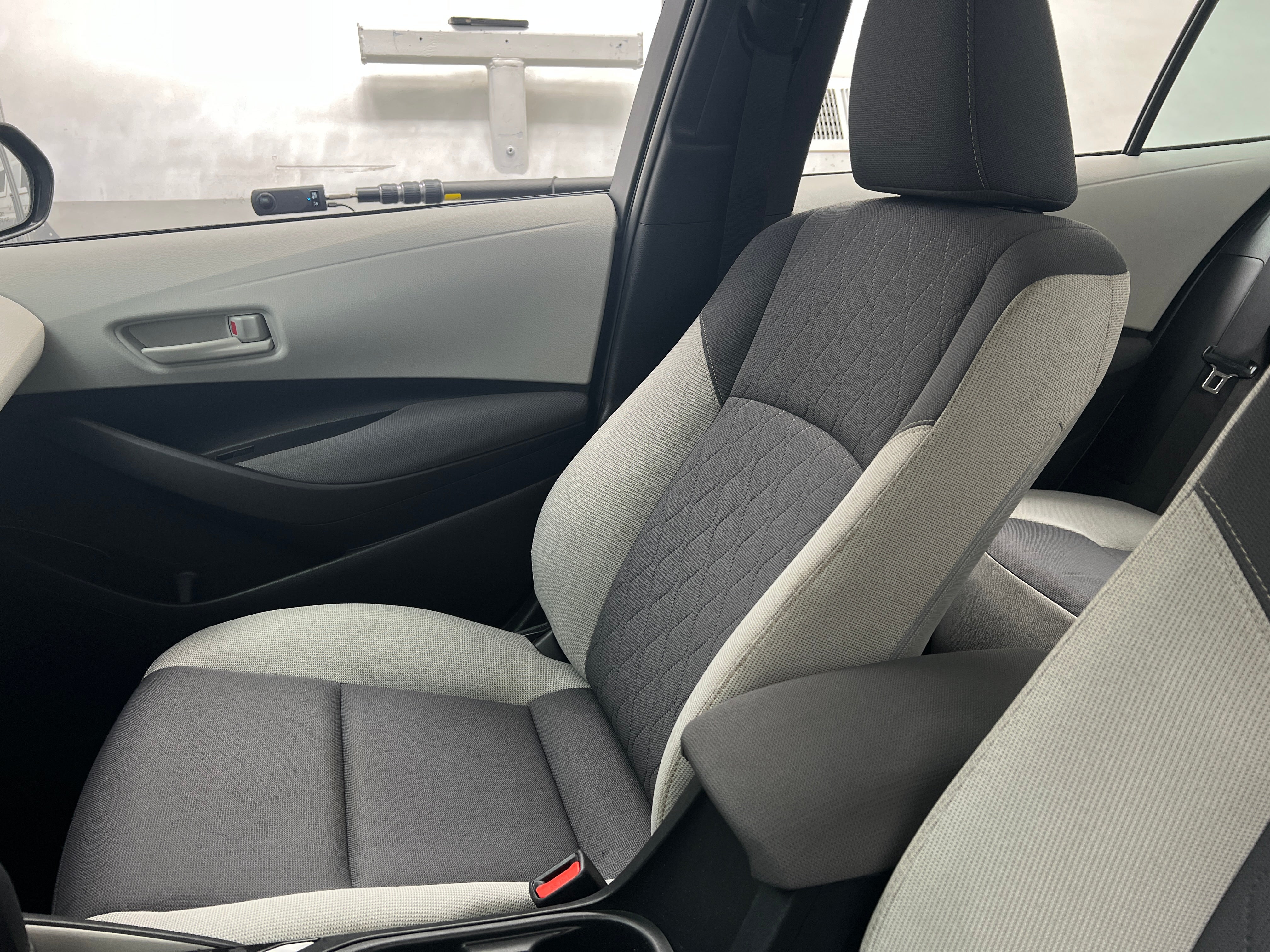 2023 Toyota Corolla LE 2