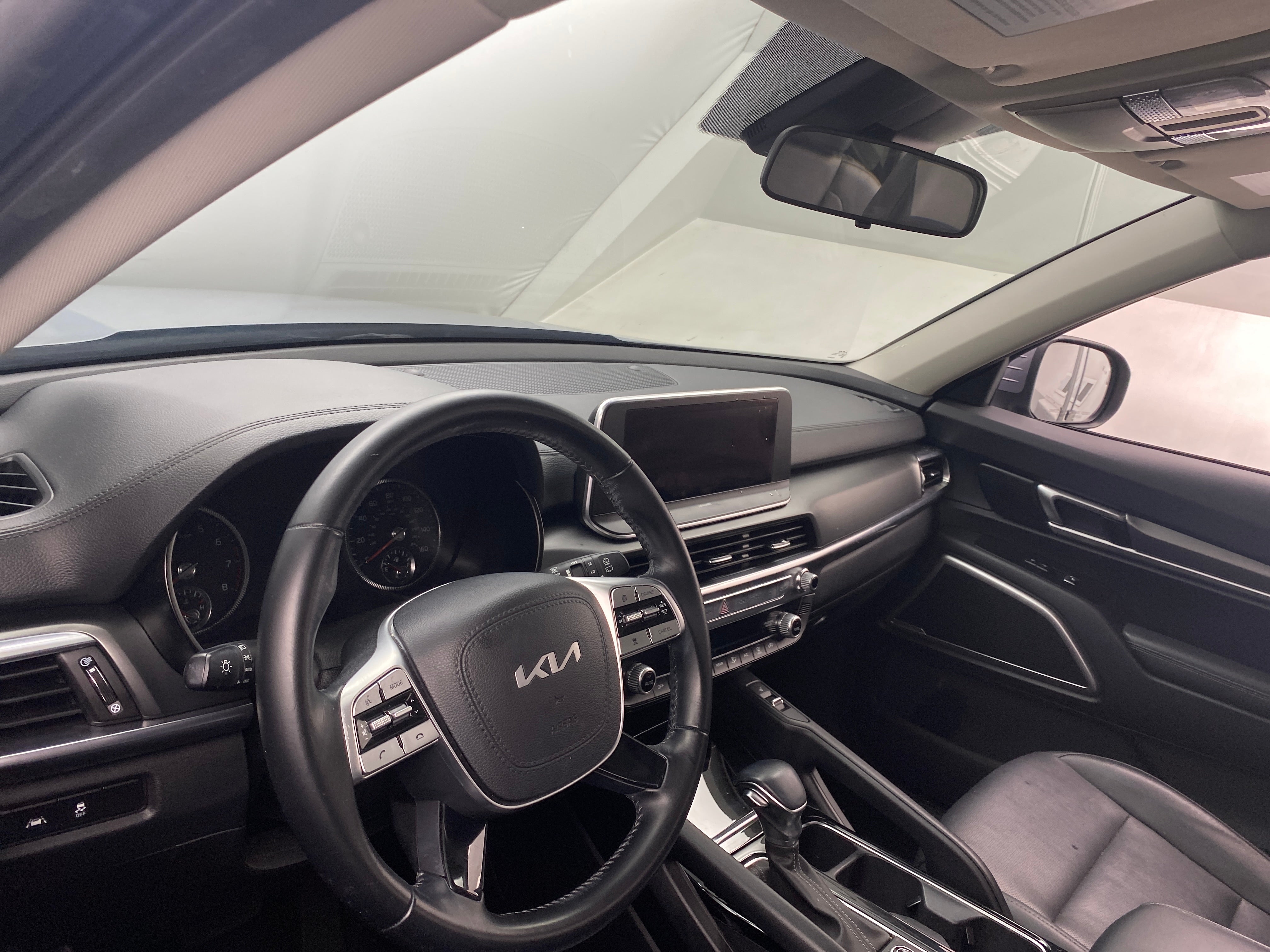 2022 Kia Telluride S 3