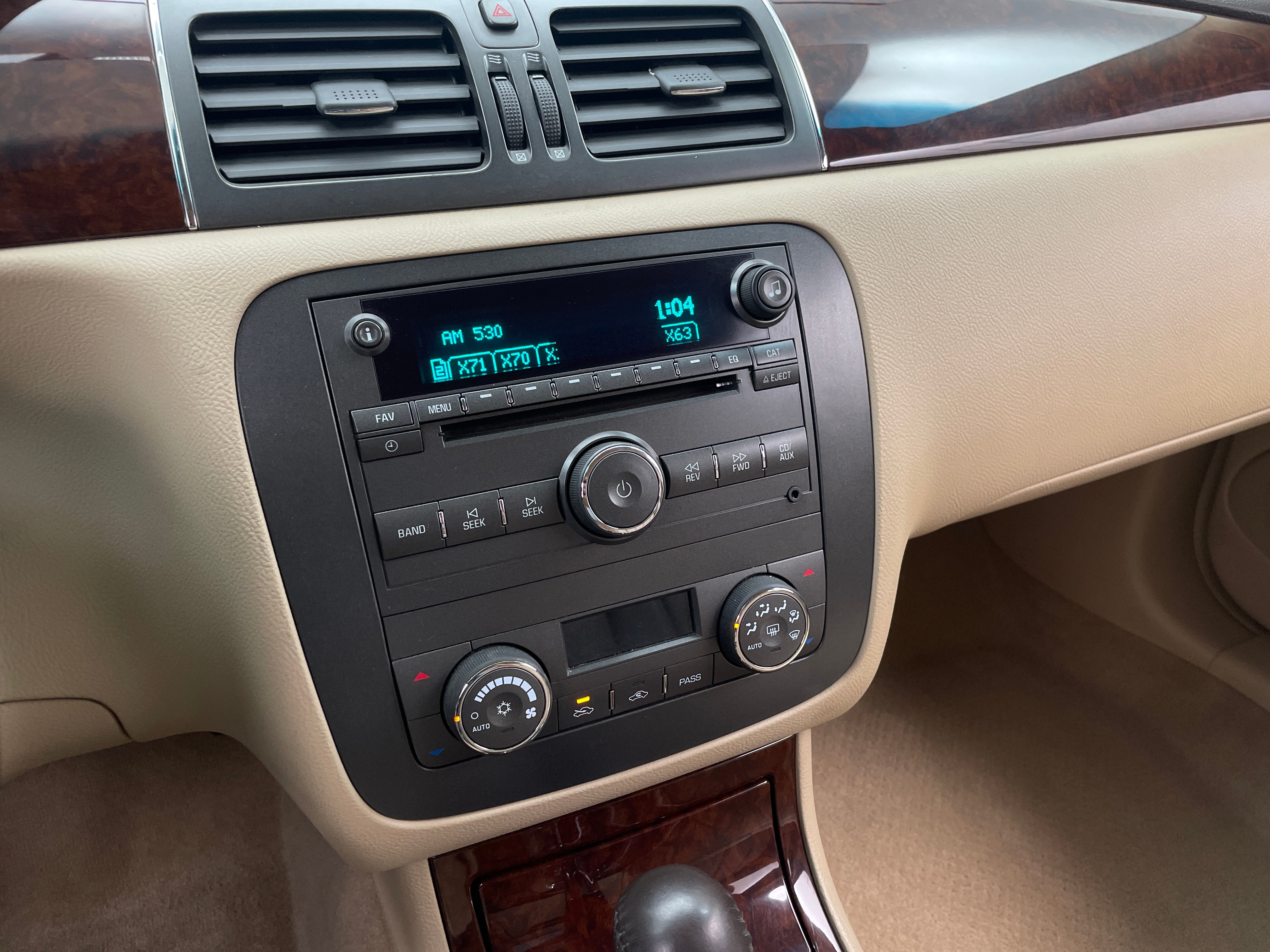 2011 Buick Lucerne CXL 3
