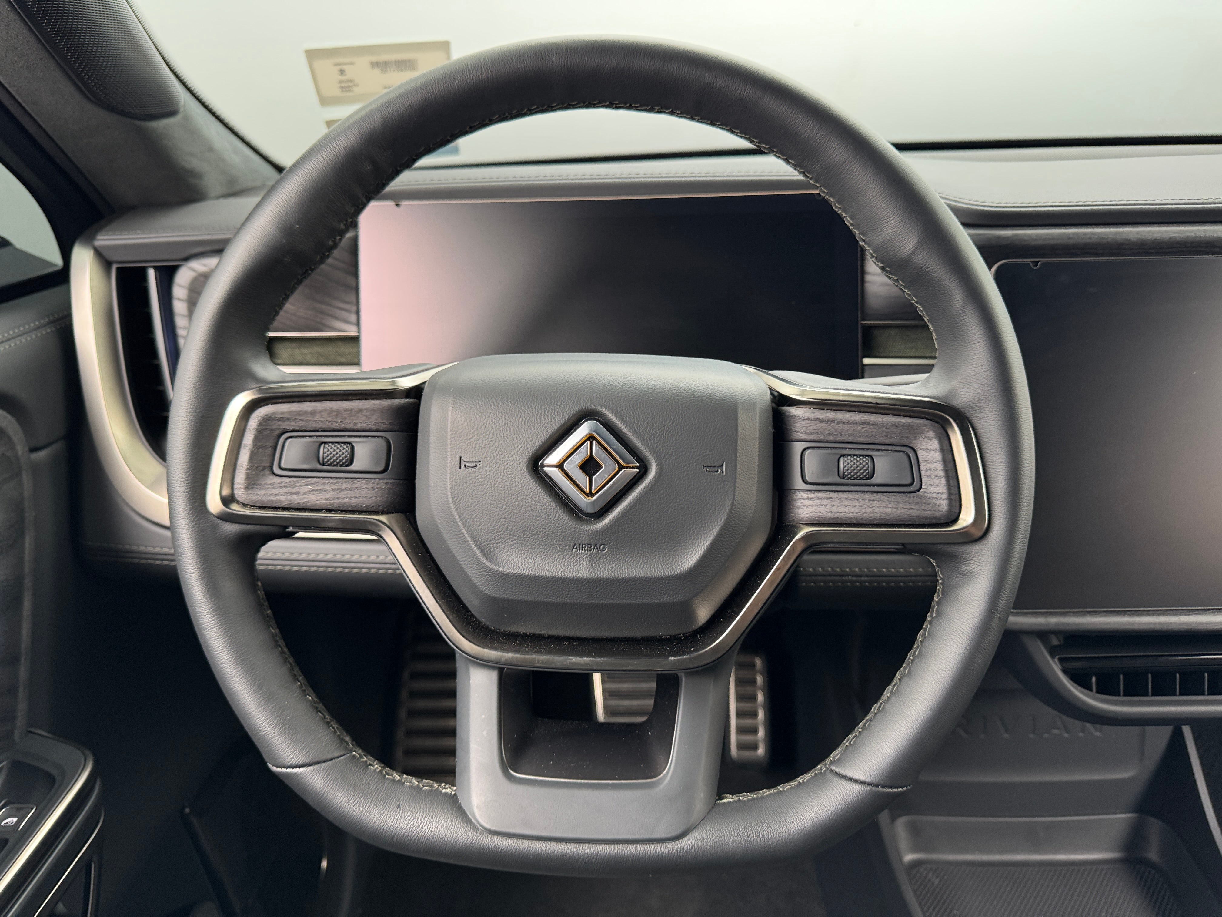 2022 Rivian R1T Adventure 4