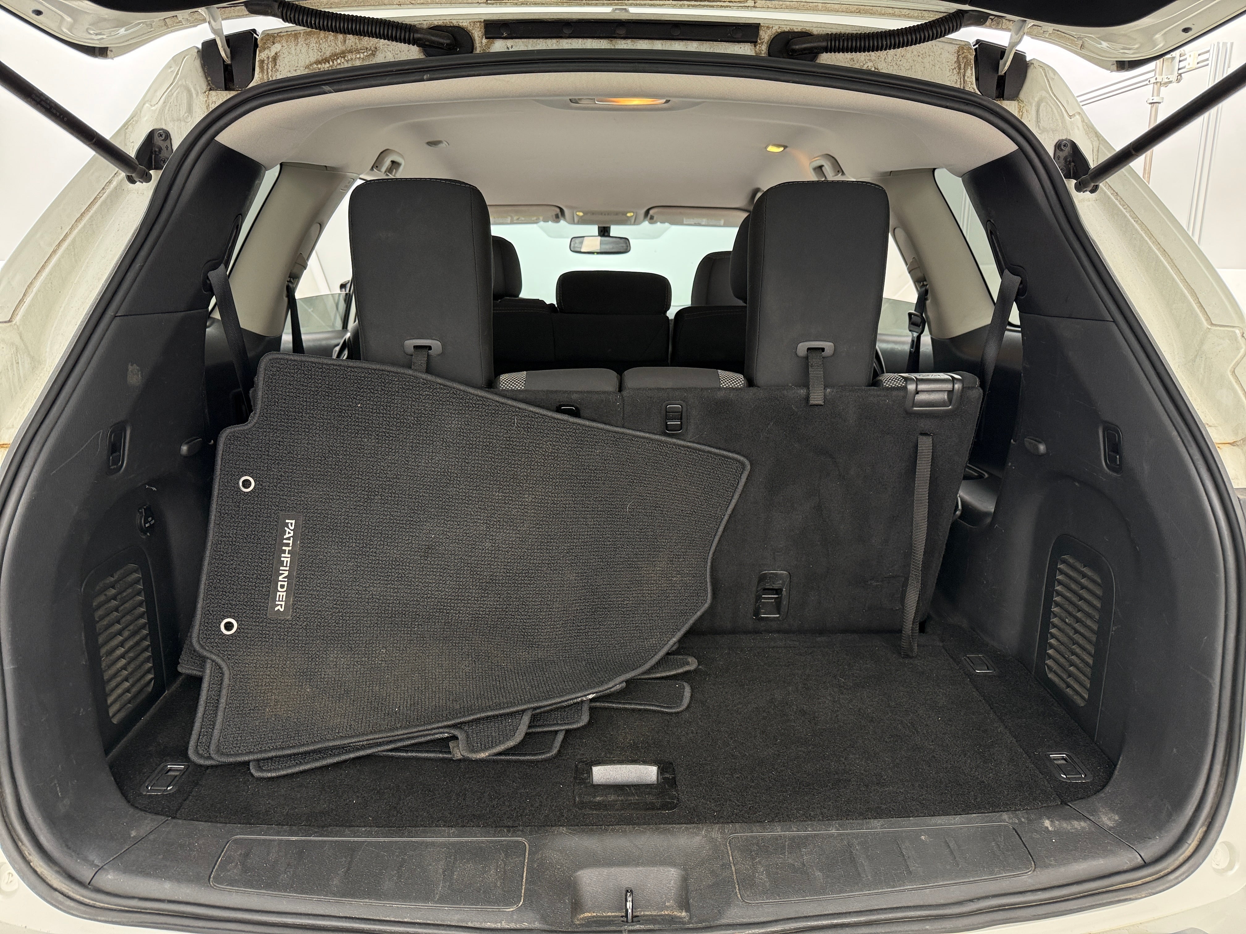 2017 Nissan Pathfinder SV 7