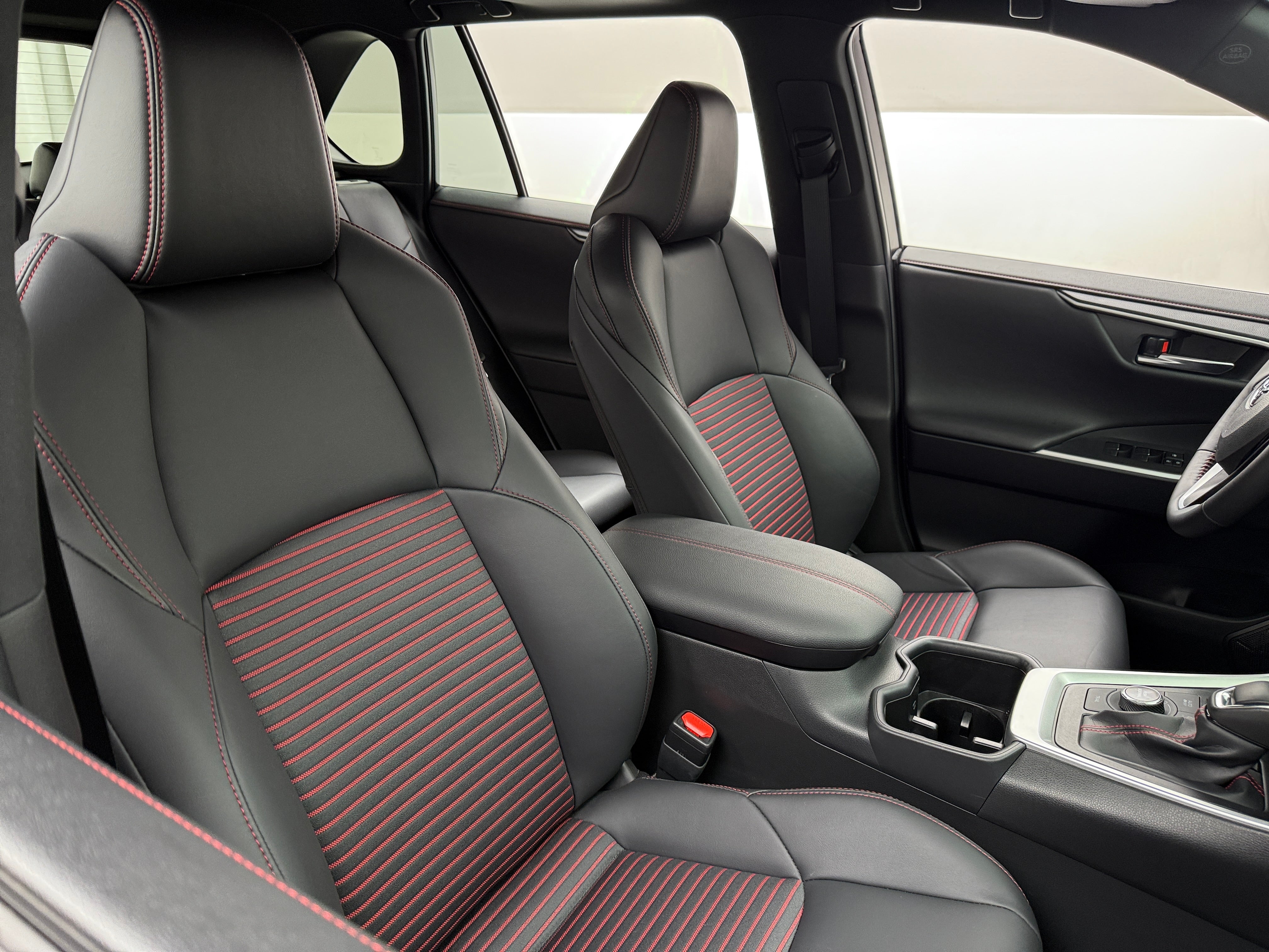 2024 Toyota RAV4 Prime XSE 2