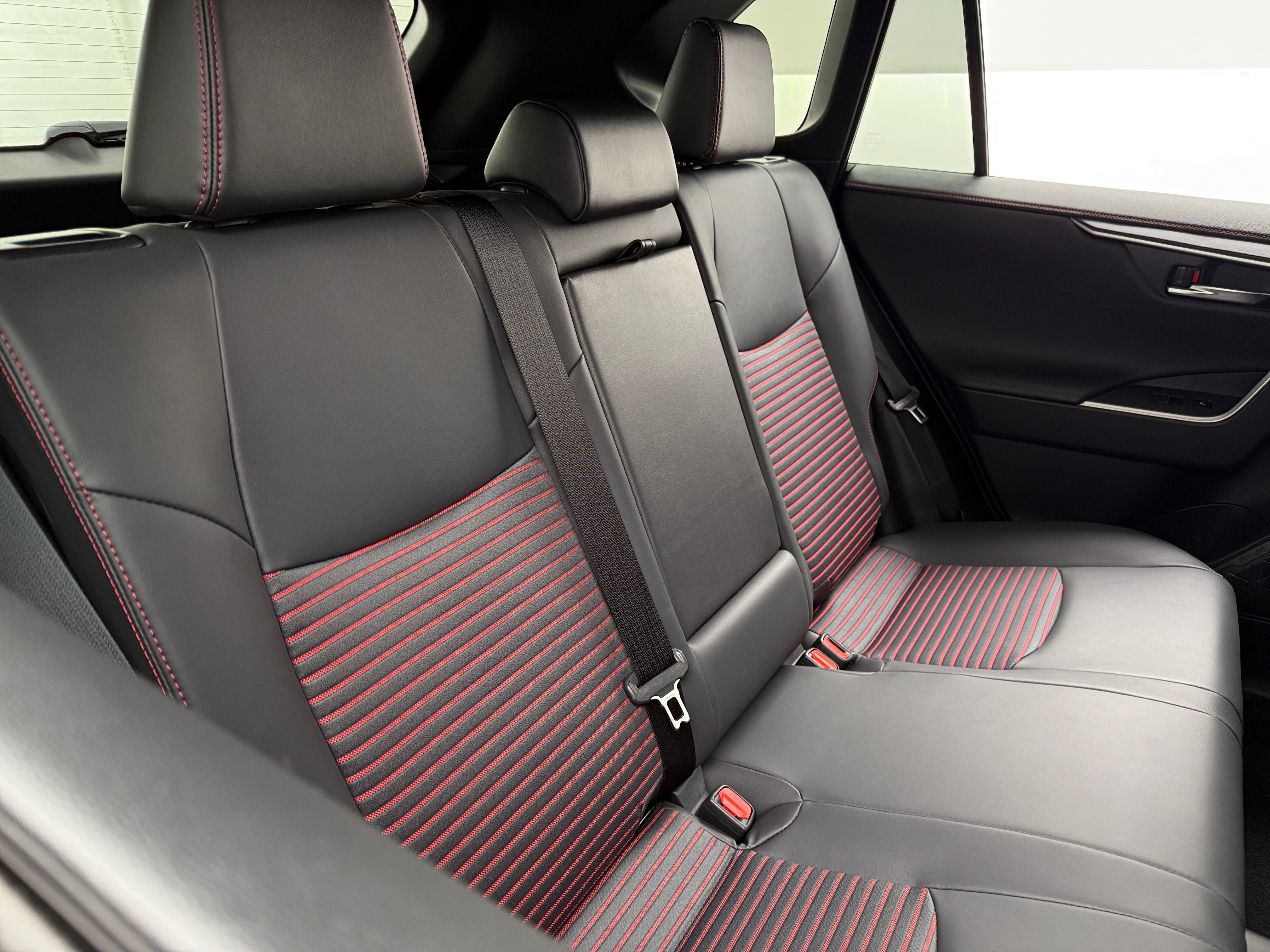 2024 Toyota RAV4 Prime XSE 6