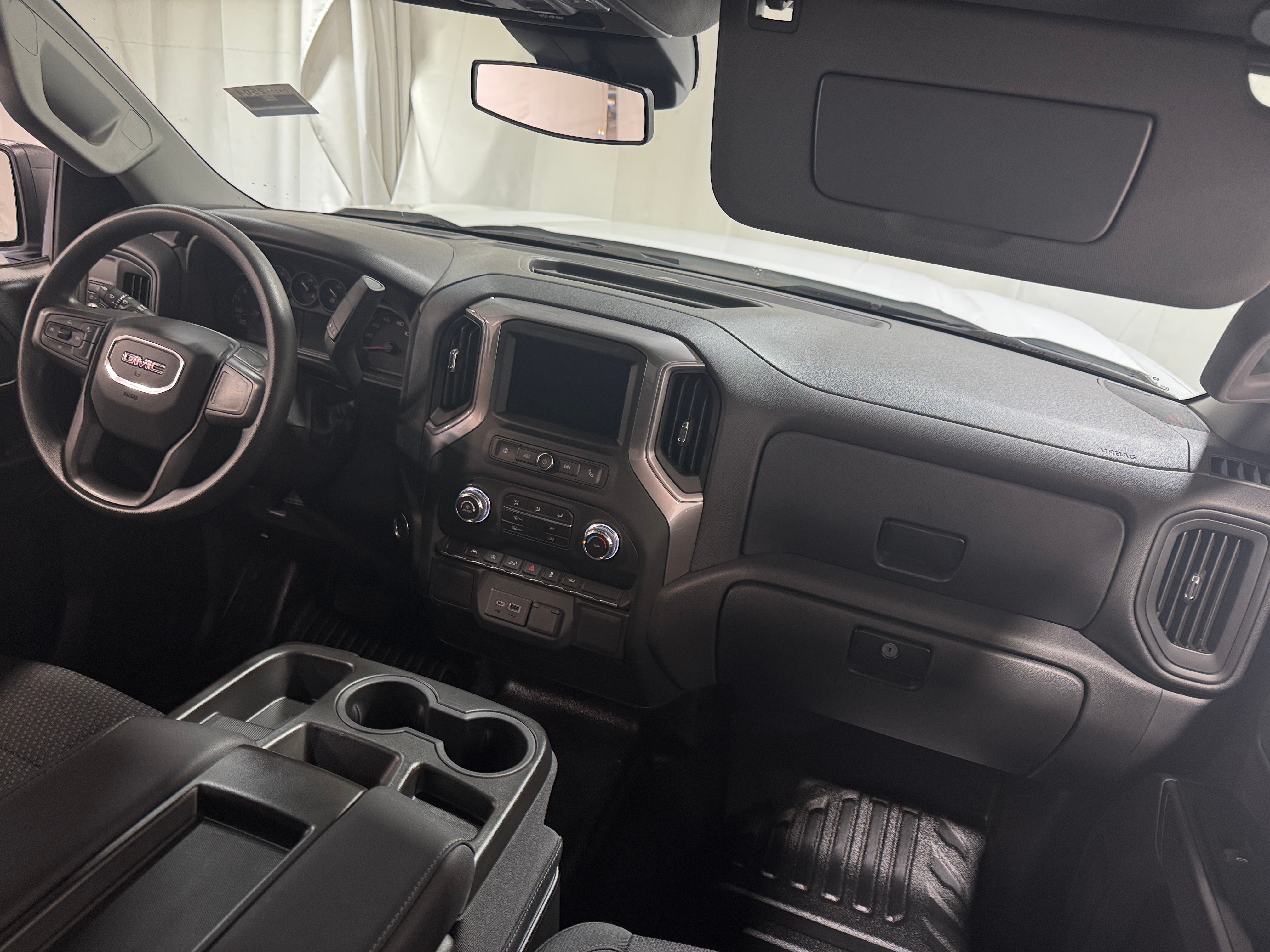 2022 GMC Sierra 1500 Pro 3