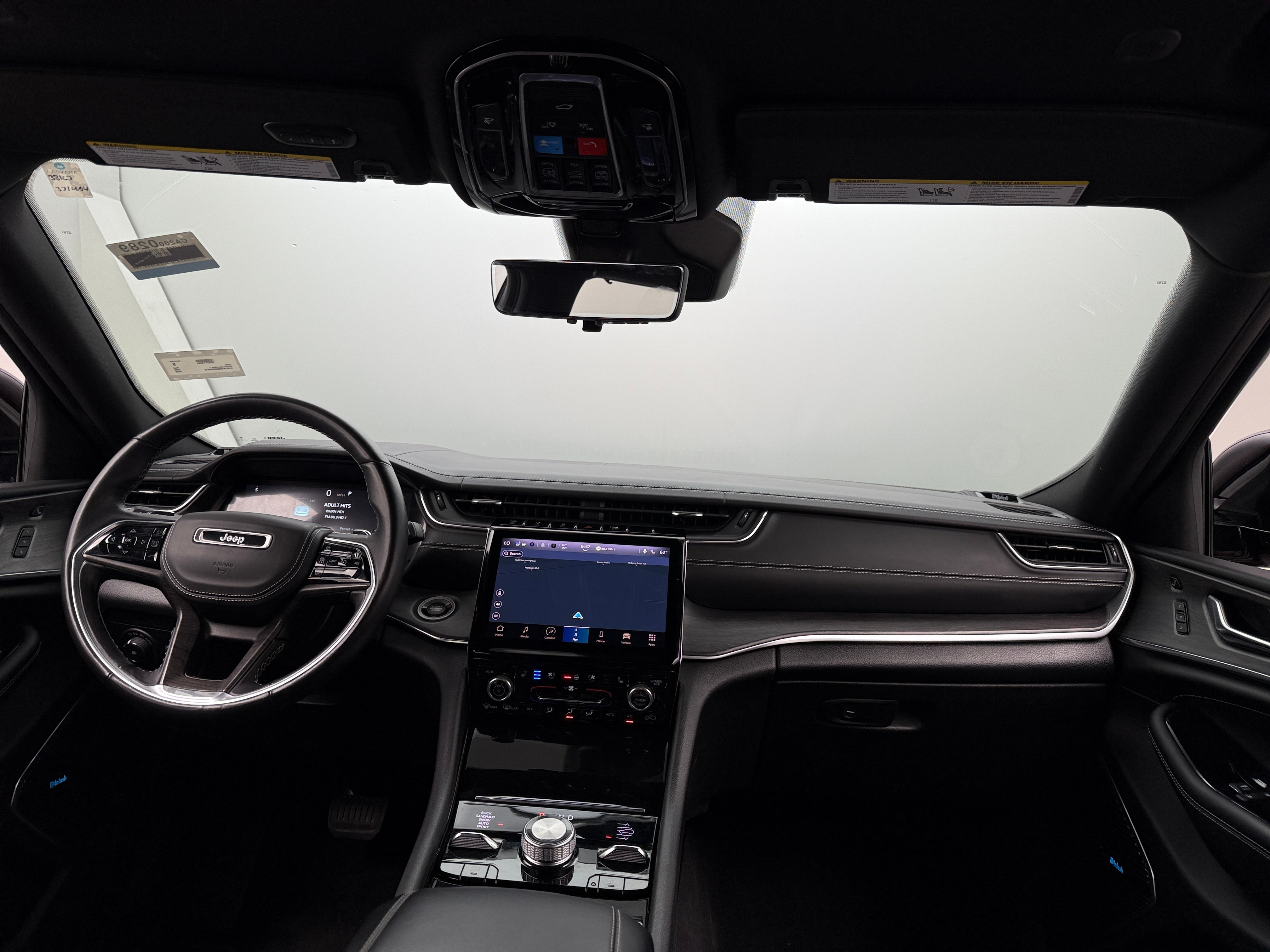2022 Jeep Grand Cherokee L Overland 2