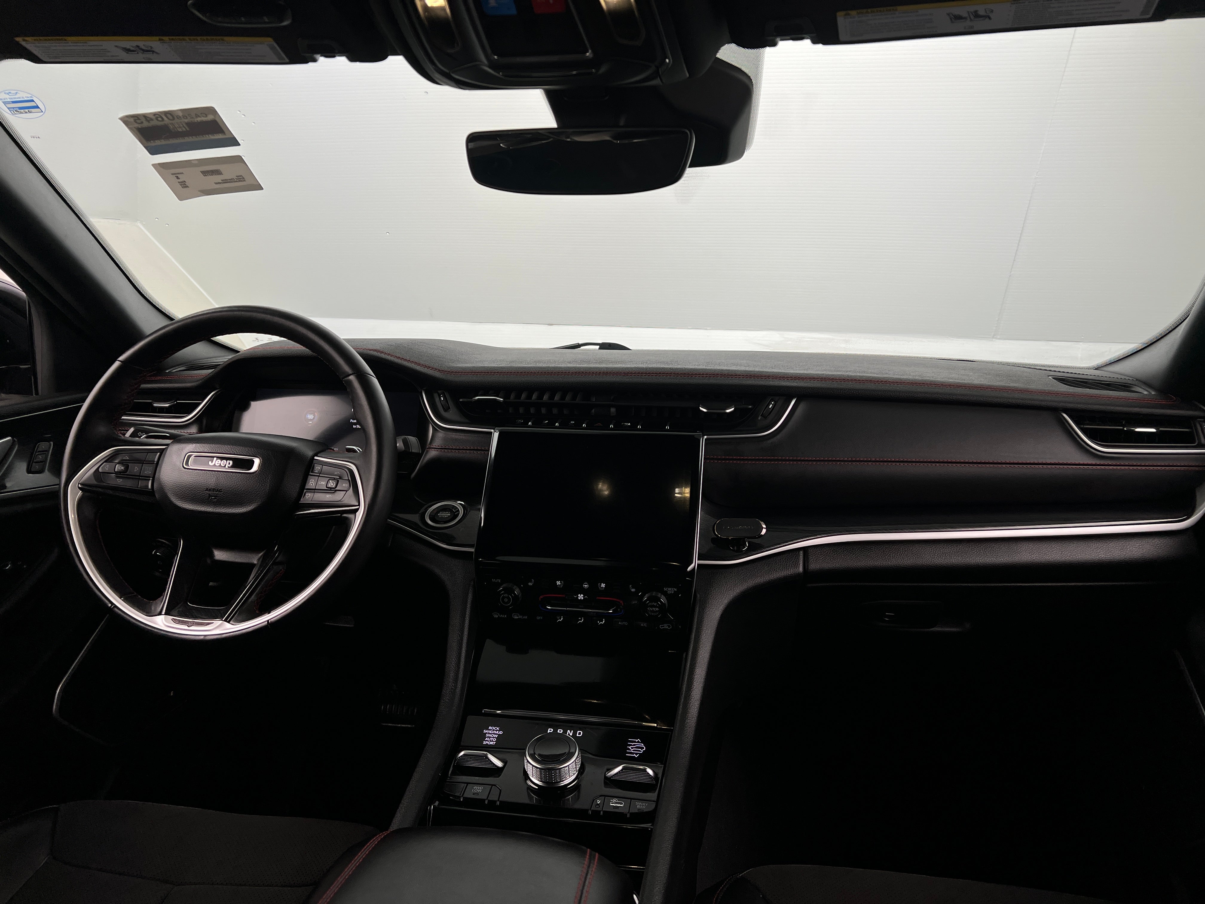 2022 Jeep Grand Cherokee Trailhawk 3