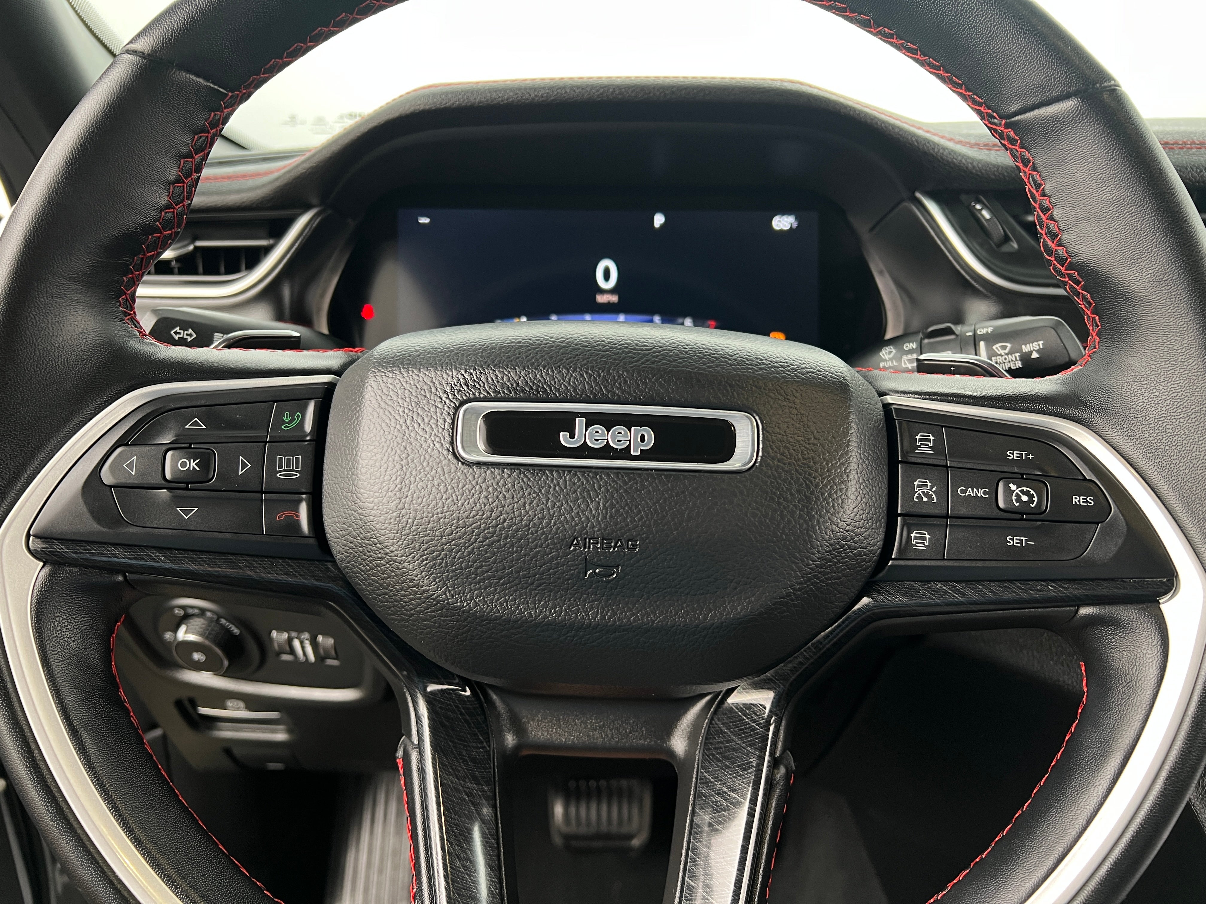 2022 Jeep Grand Cherokee Trailhawk 5