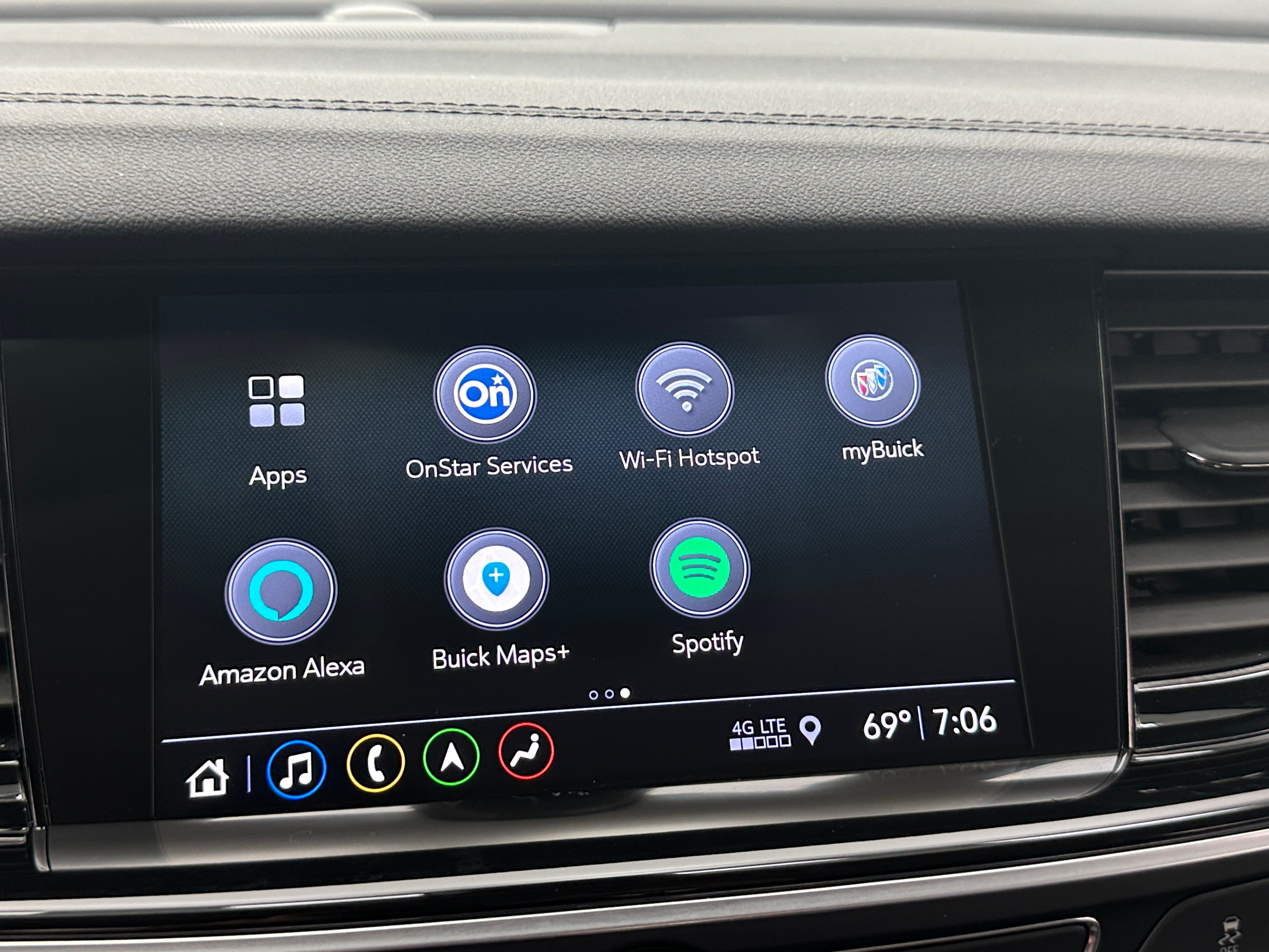 2019 Buick Regal Essence 3