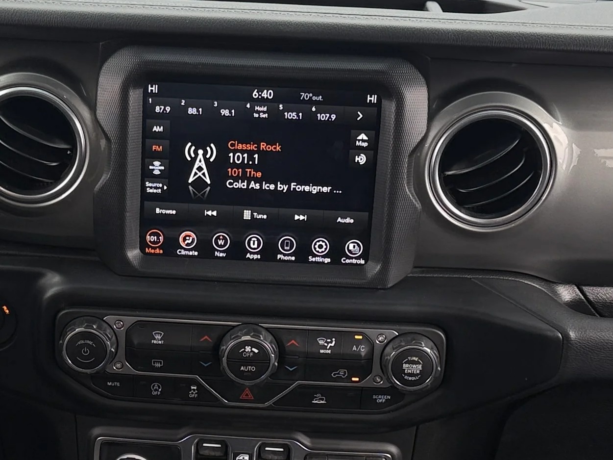 Thumbnail: 2023 Jeep Wrangler - 4