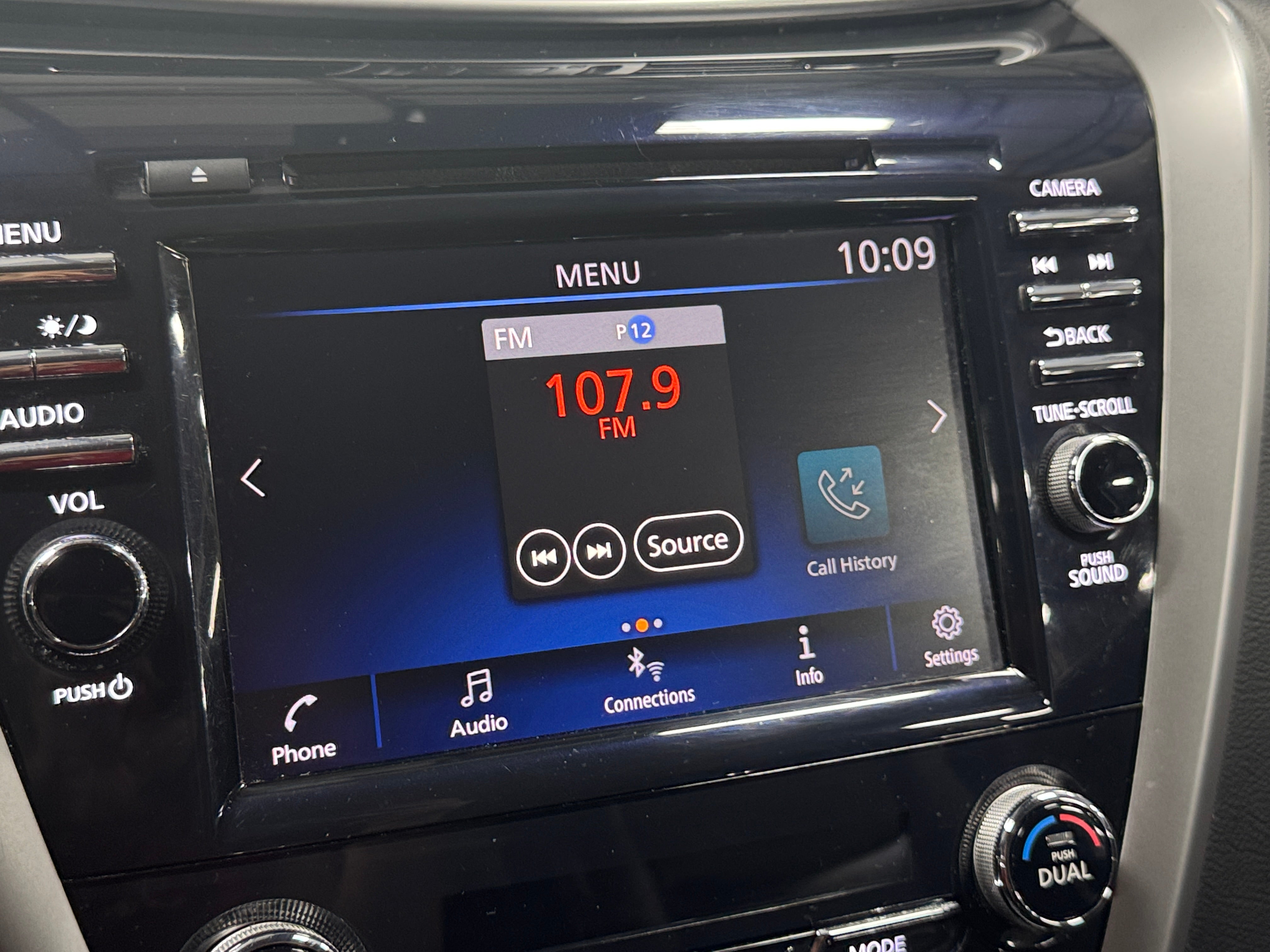 2022 Nissan Murano SV 3