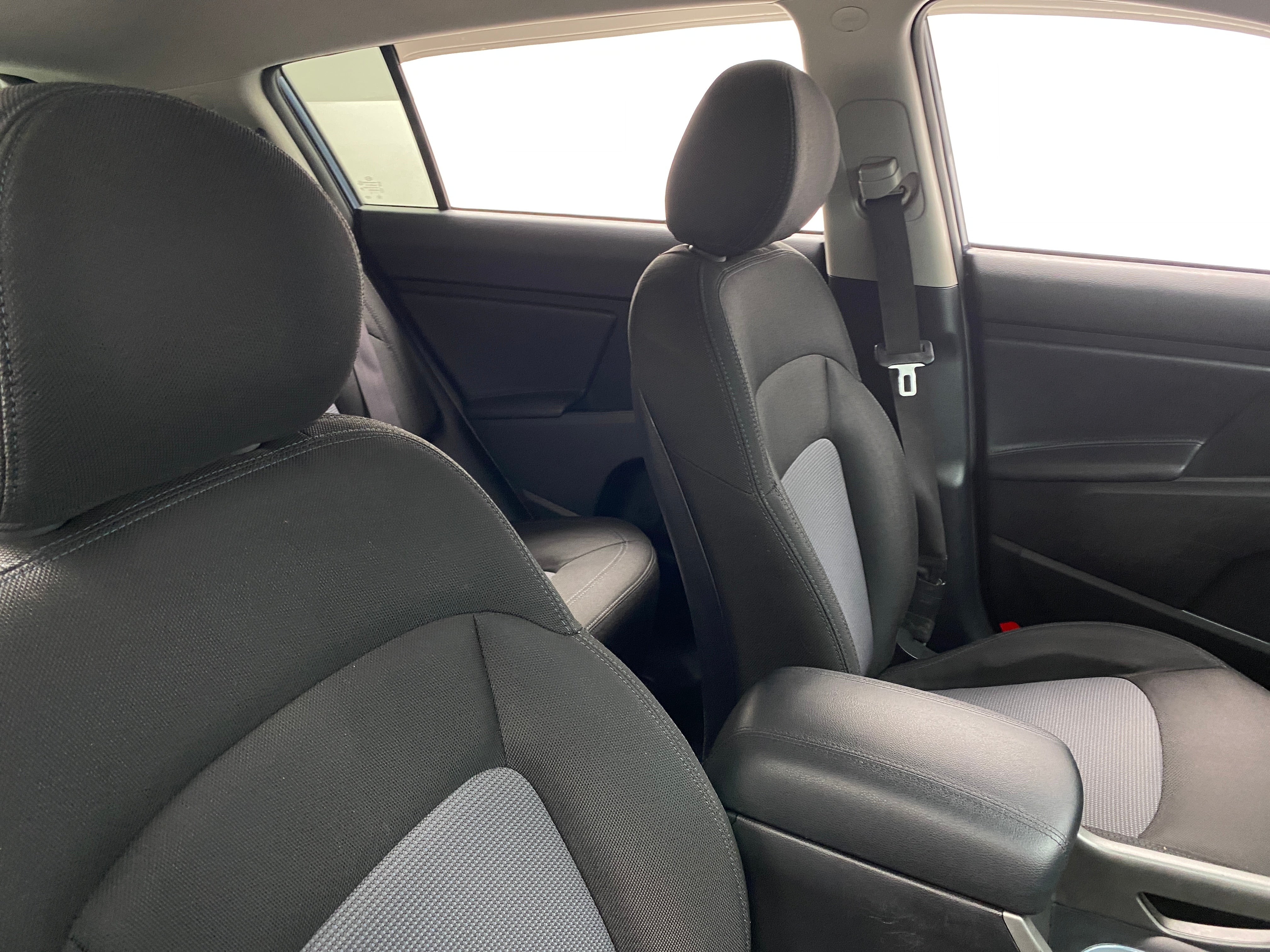 2015 Kia Sportage LX 2