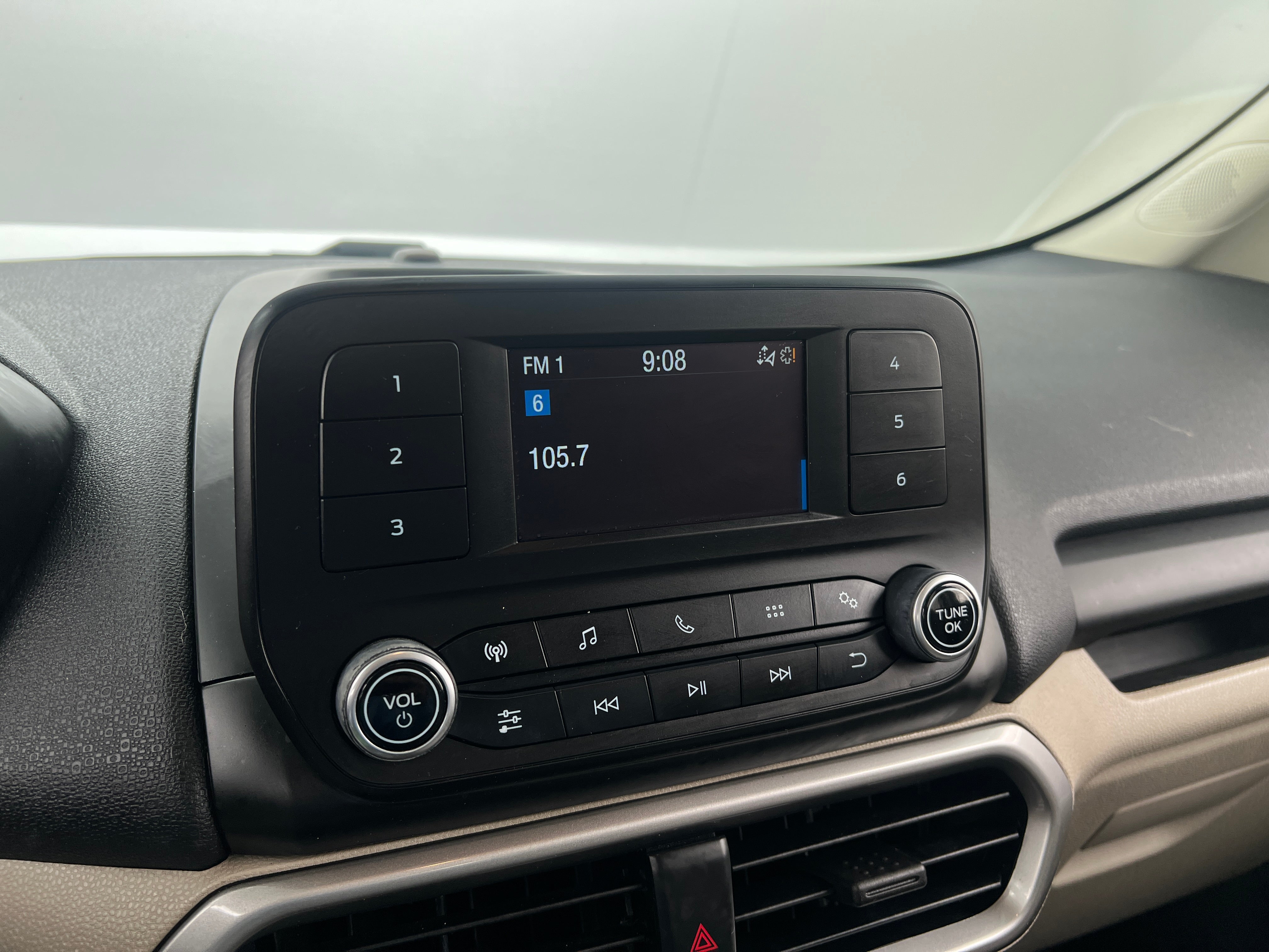 2021 Ford EcoSport S 4