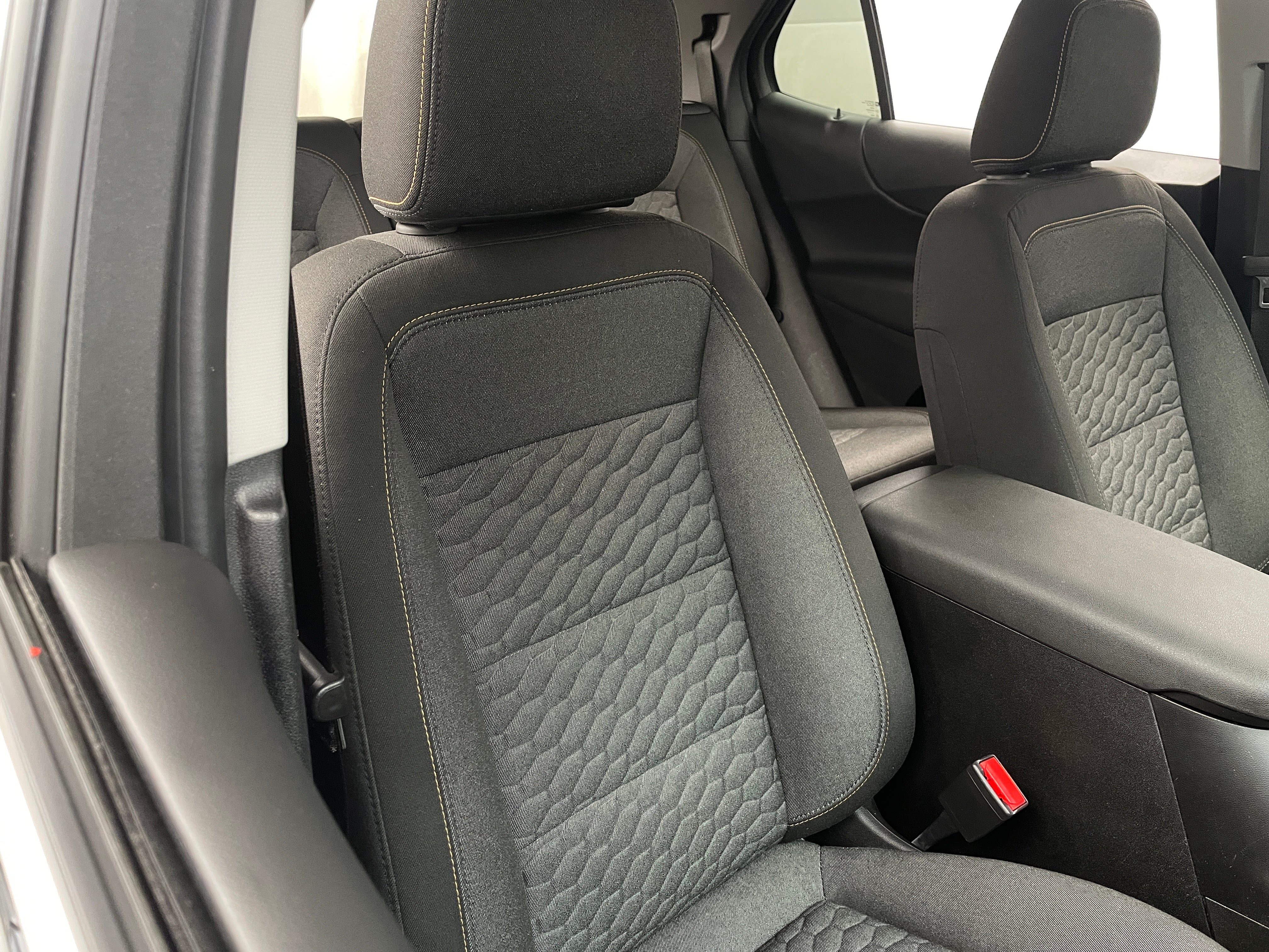 2018 Chevrolet Equinox LT 2