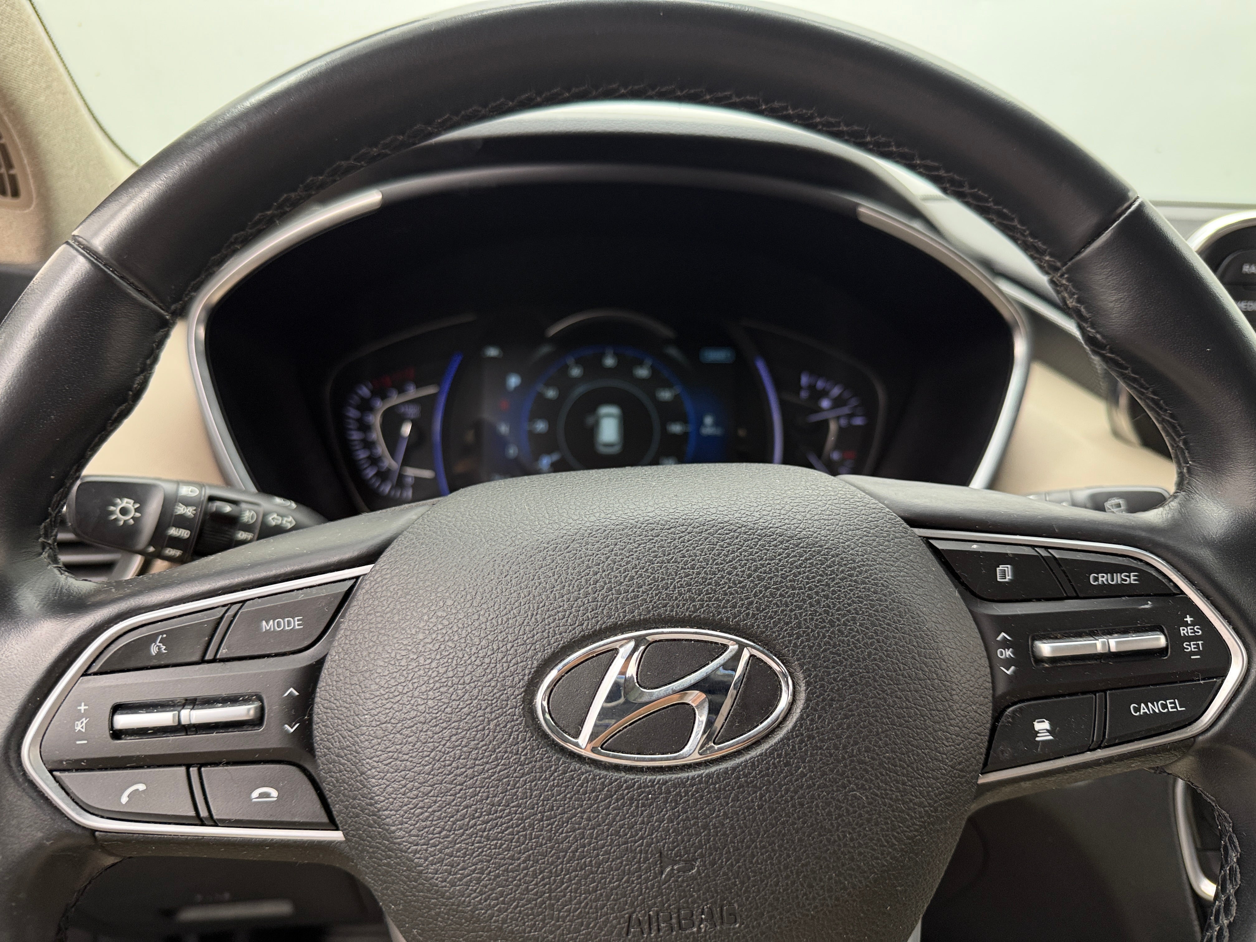 2020 Hyundai Santa Fe SEL 5