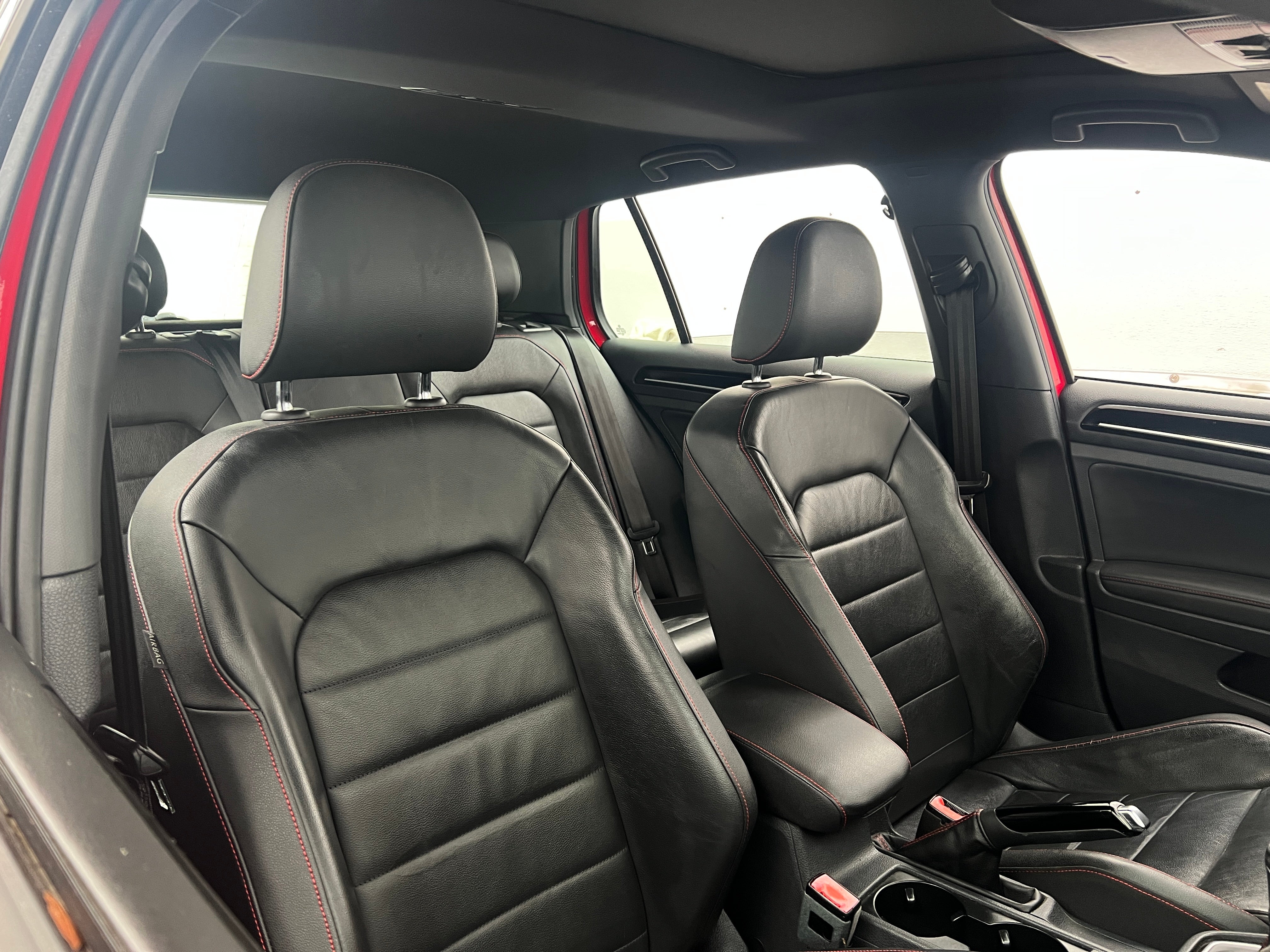 2016 Volkswagen Golf GTI SE 2