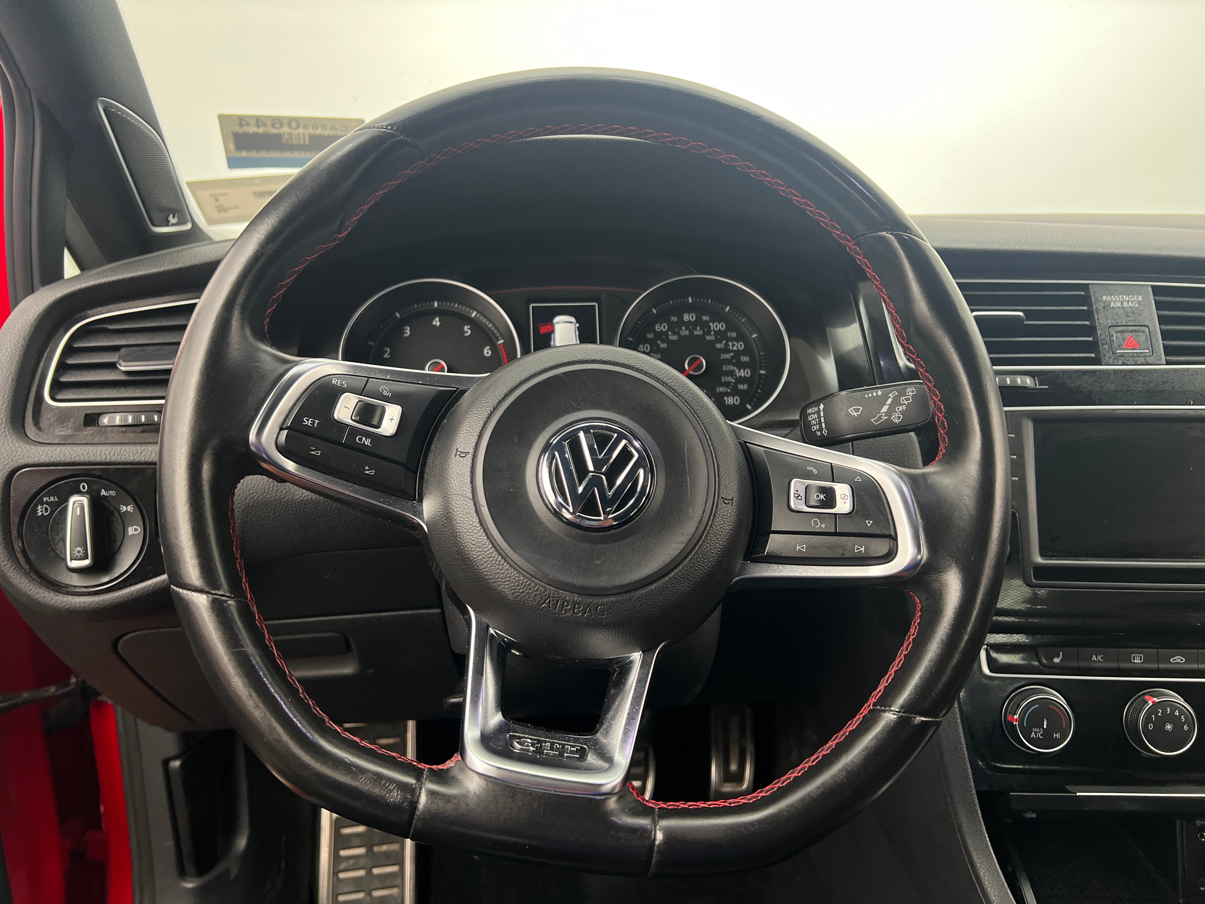 2016 Volkswagen Golf GTI SE 5