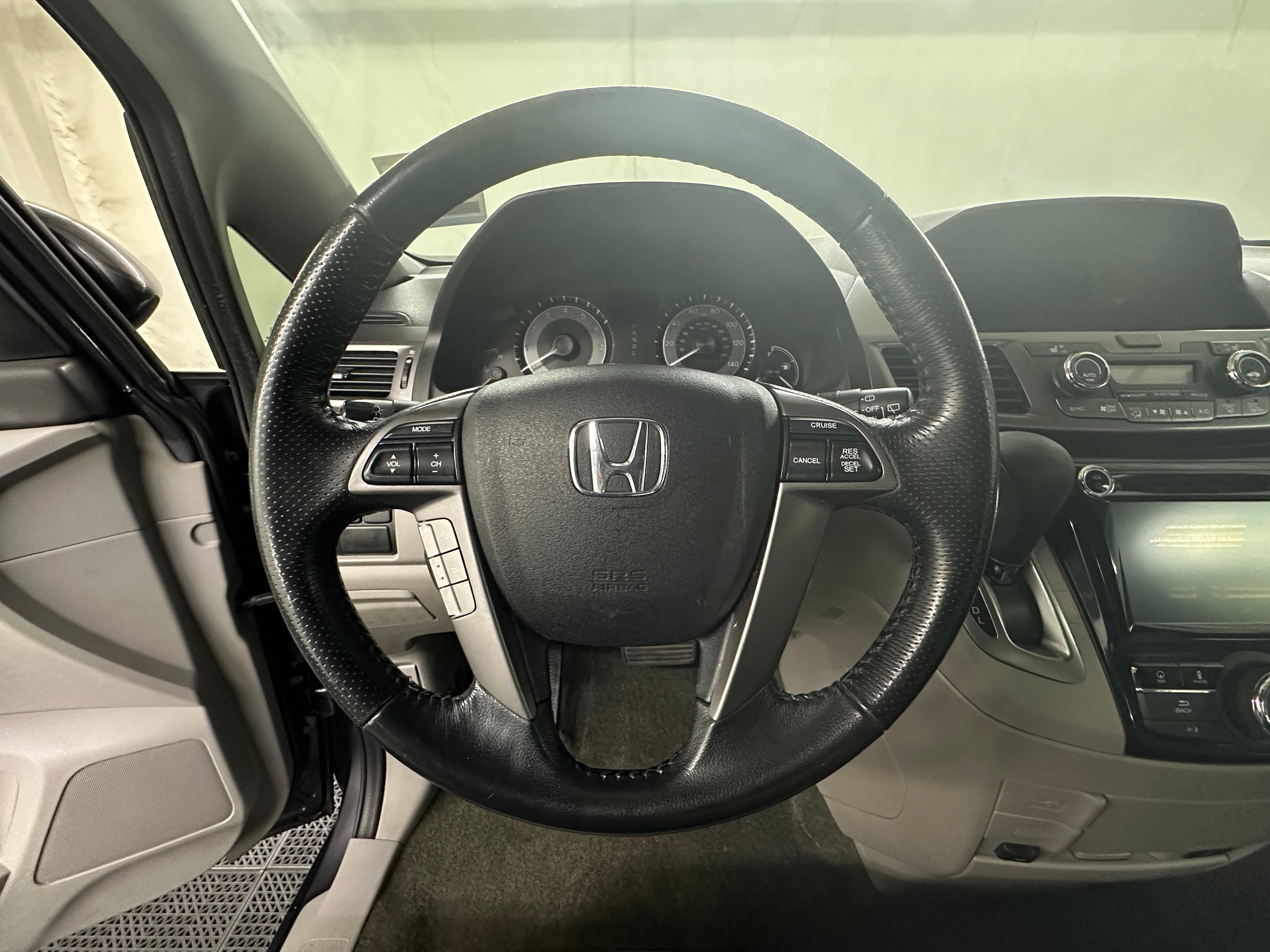2016 Honda Odyssey EX-L 4