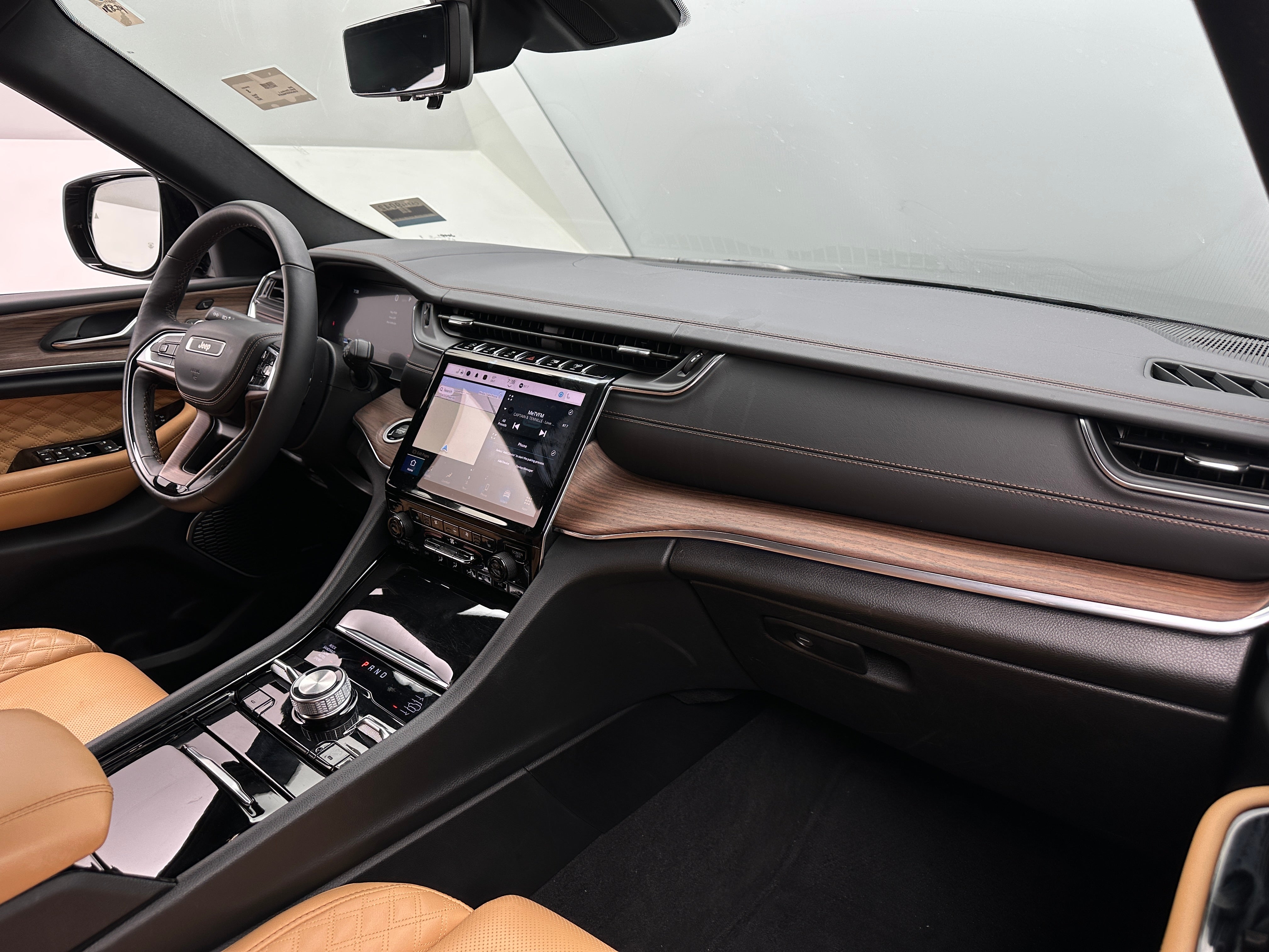 2023 Jeep Grand Cherokee L Summit 2