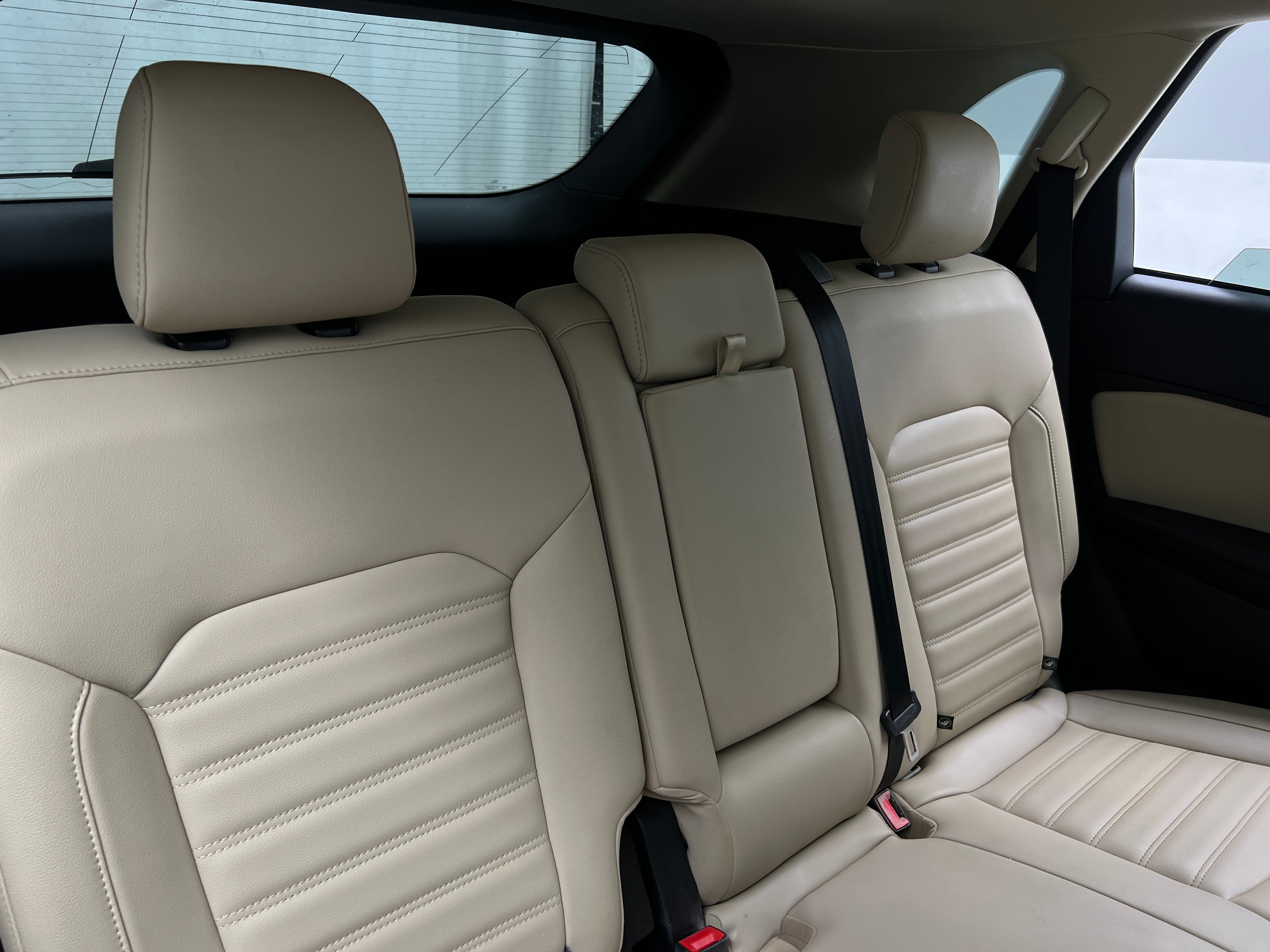 2019 Ford Edge SEL 6