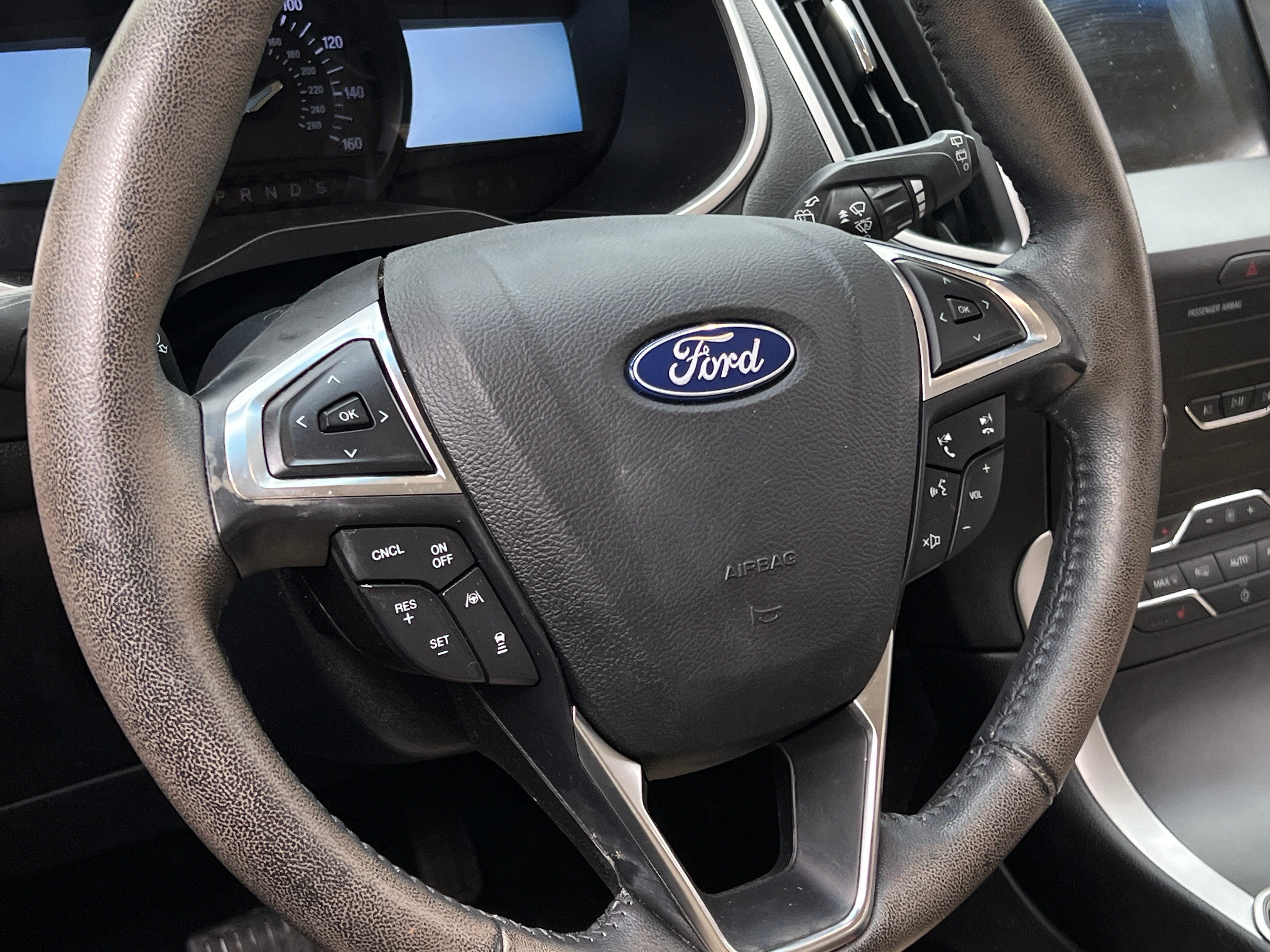 2019 Ford Edge SEL 5