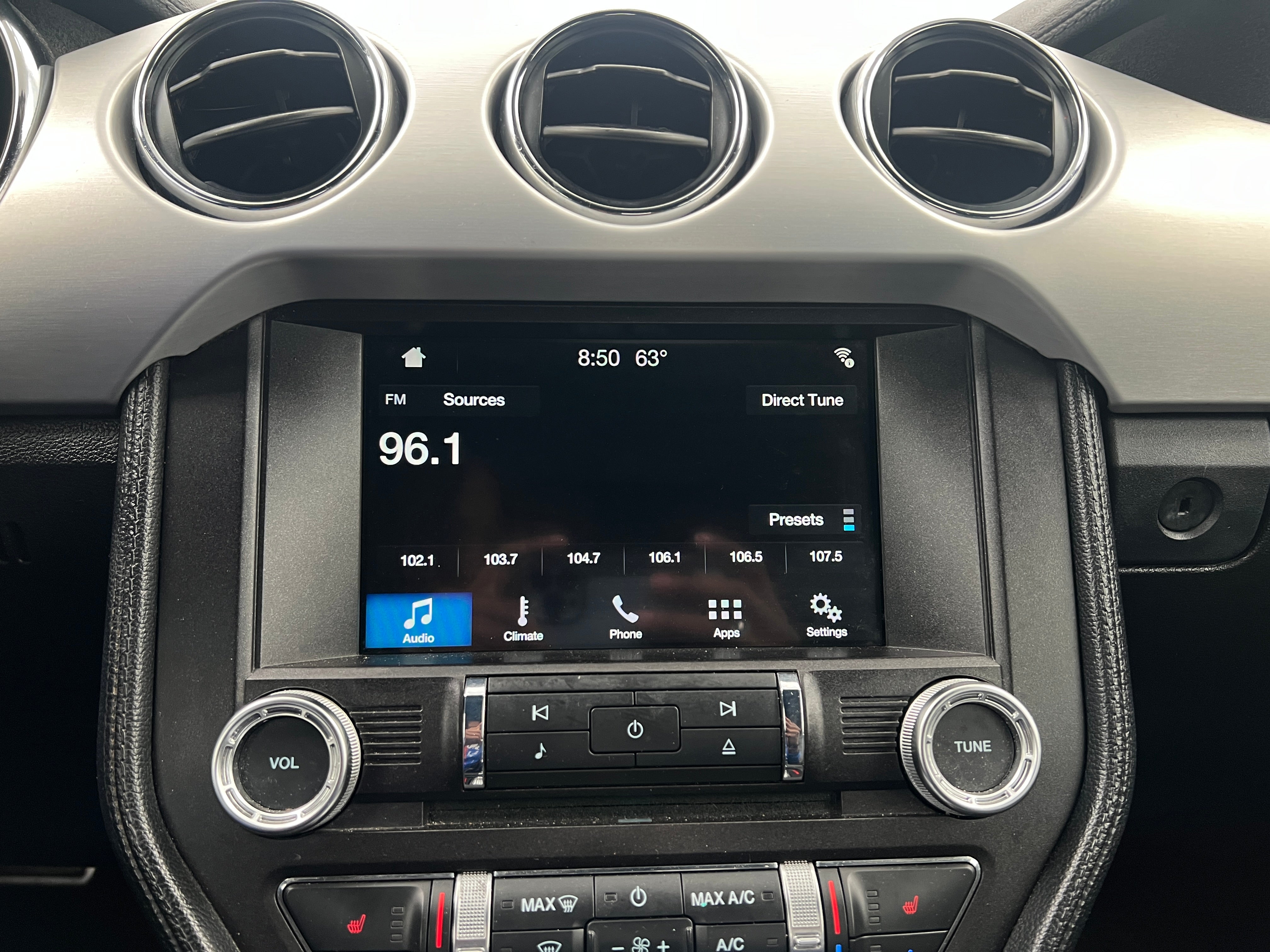 2017 Ford Mustang GT Premium 3