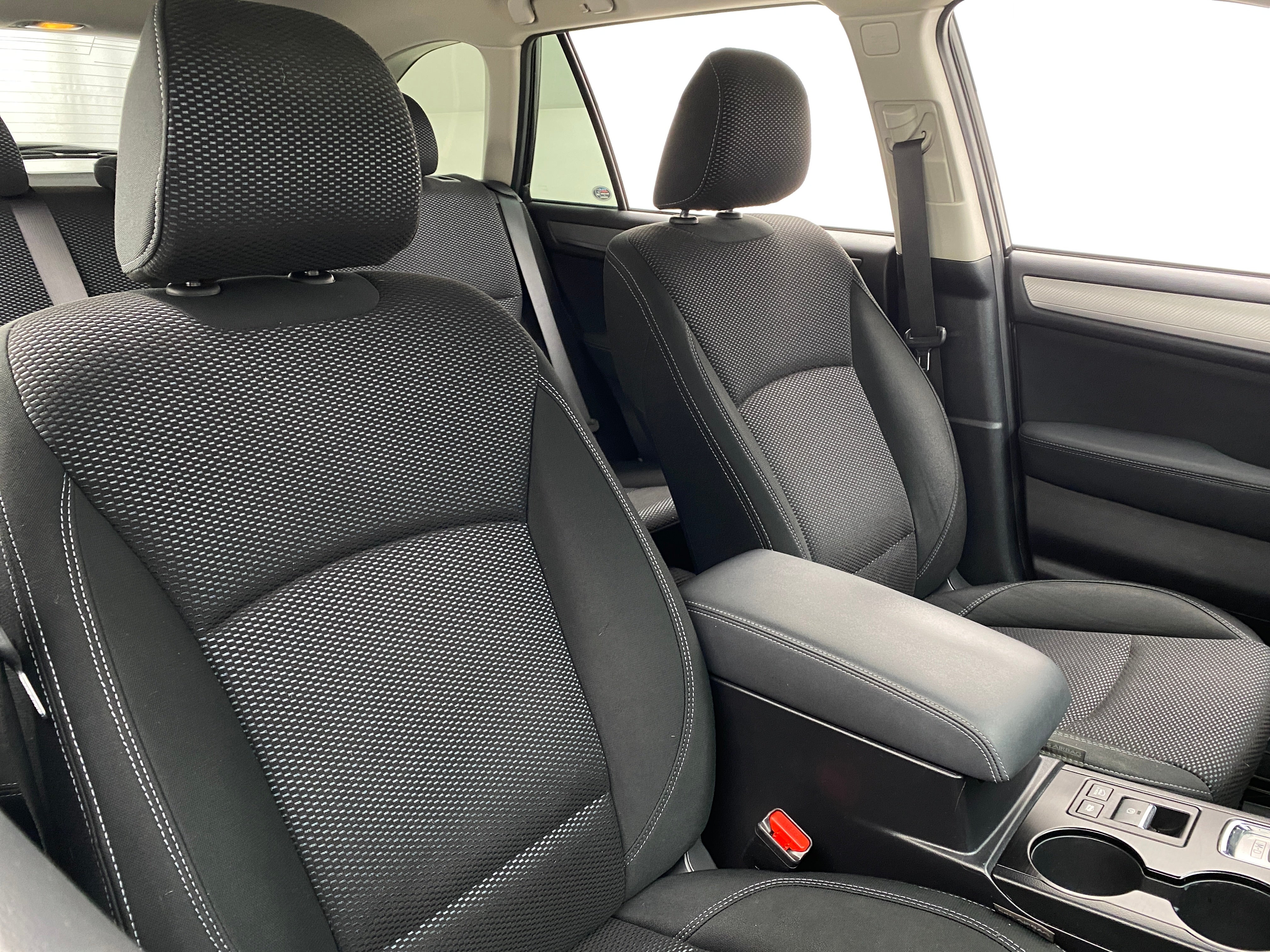 2019 Subaru Outback Premium 2